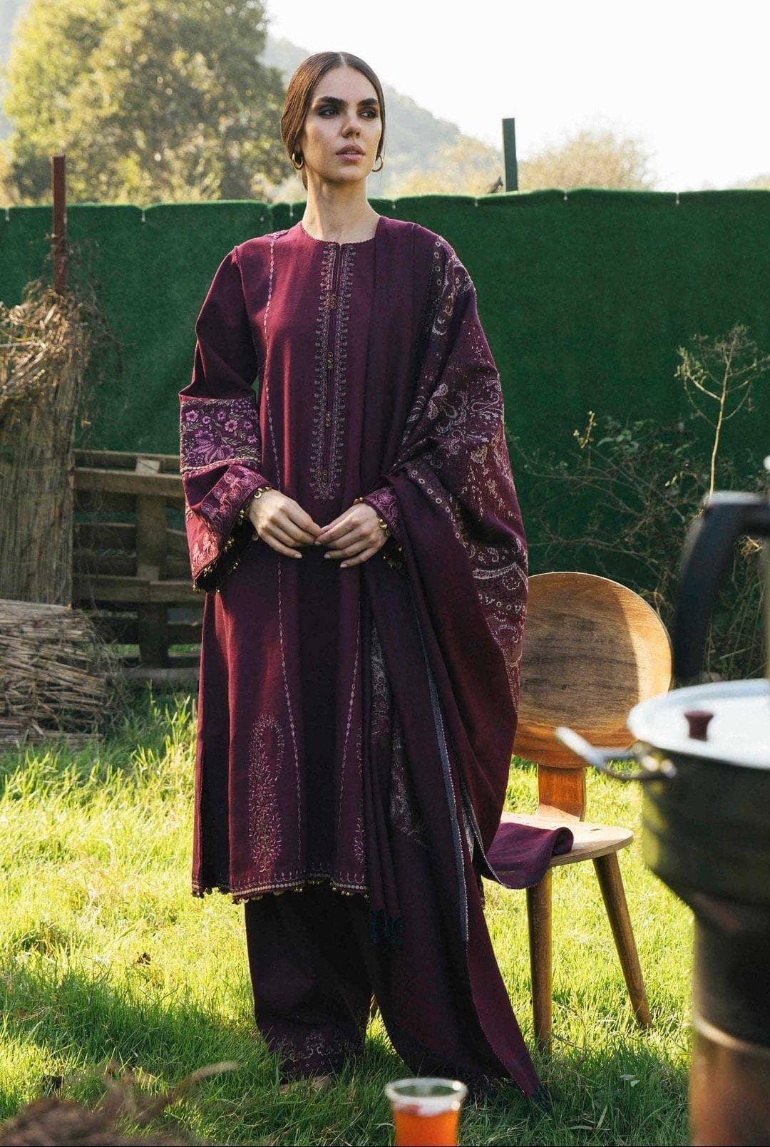 img_zara_shahjahan_winter_shawl_collection_awwal_boutique