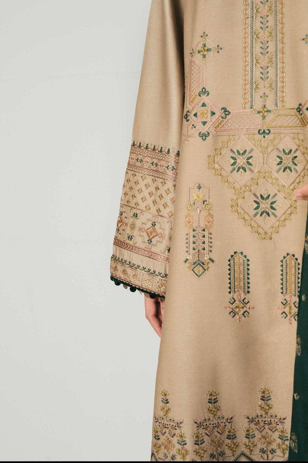 img_zara_shahjahan_winter_shawl_collection_awwal_boutique