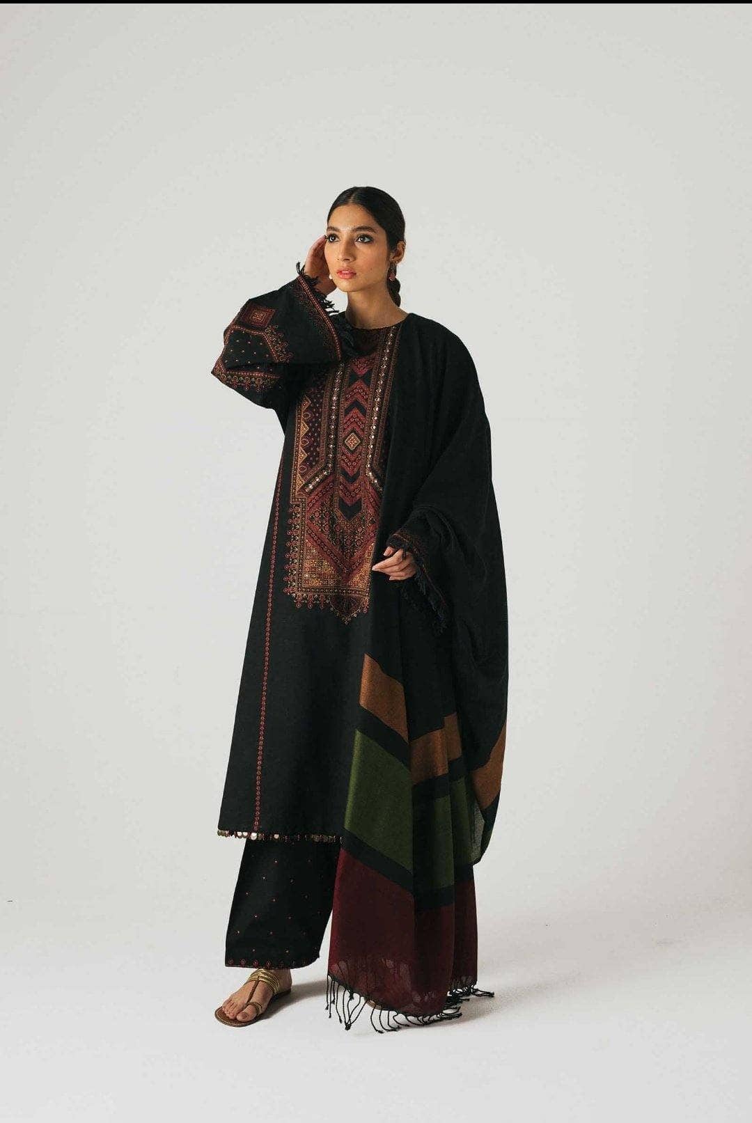 img_zara_shahjahan_winter_shawl_collection_awwal_boutique