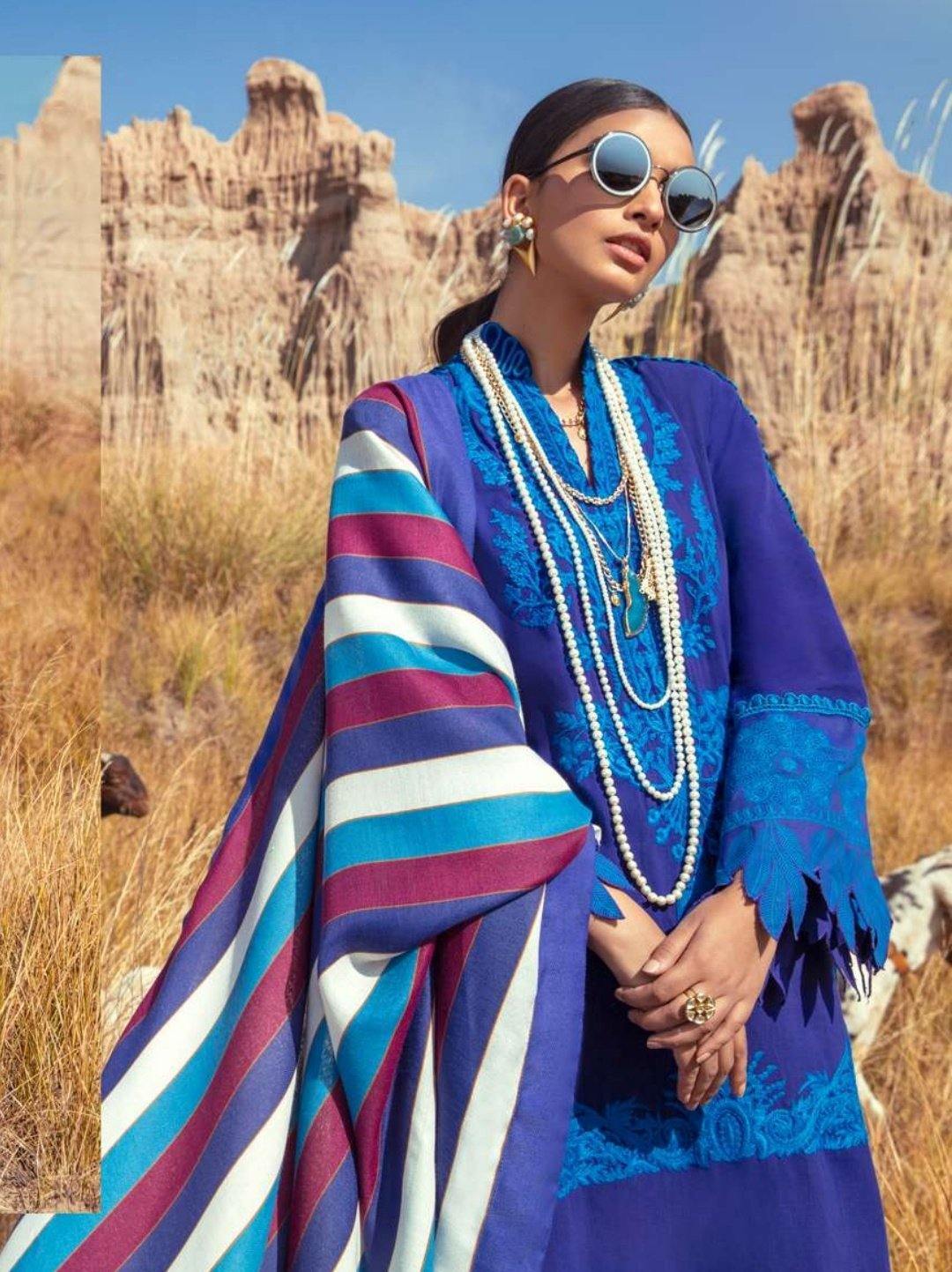 img_sana_safinaz_winter_shawl_2020_awwal_boutique