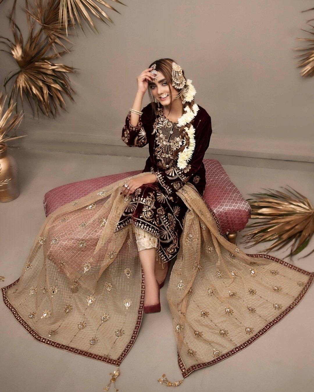 Tawakkal Velvet Collection/Semi Stitched - AWWALBOUTIQUE