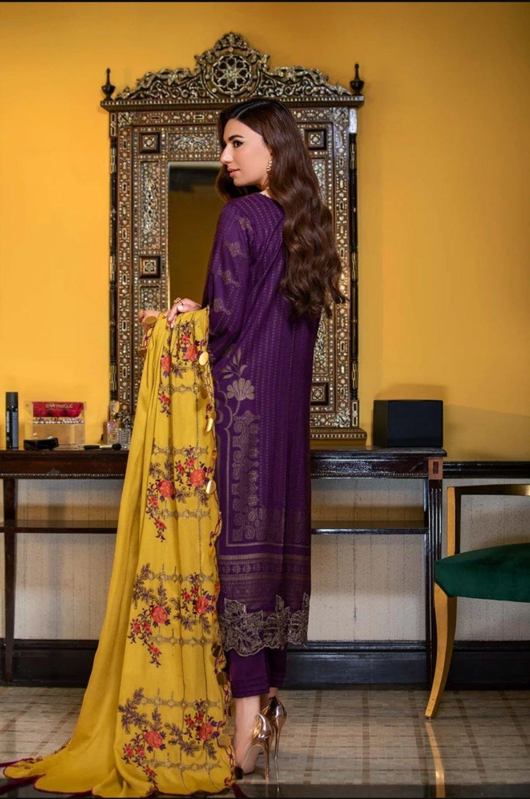 Charizma Signature - An Evening Affair/Leather Jacquard/Demure CLJW 08 - AWWALBOUTIQUE