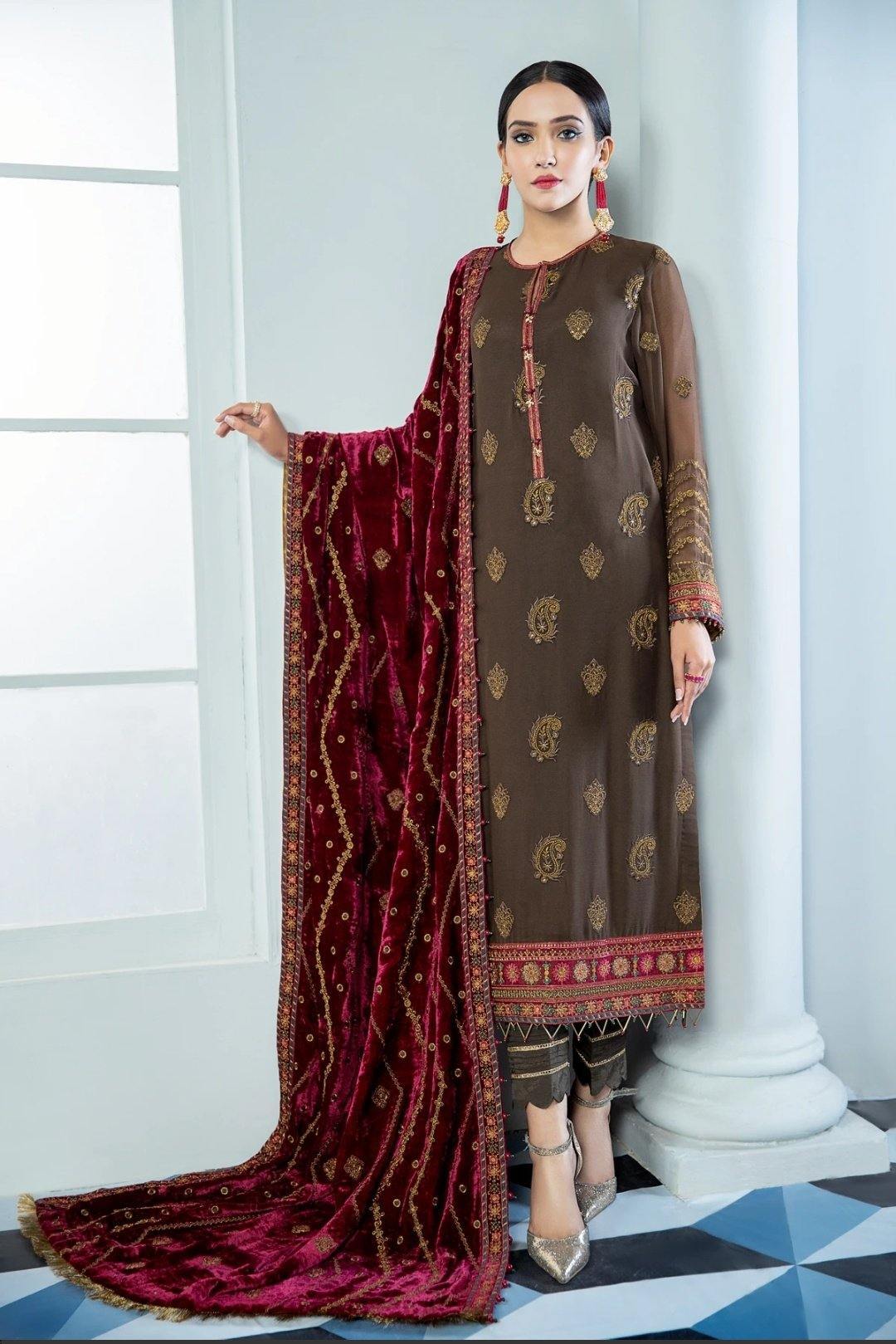 Alizeh Embroidered Chiffon/Vol 3/Suri - AWWALBOUTIQUE