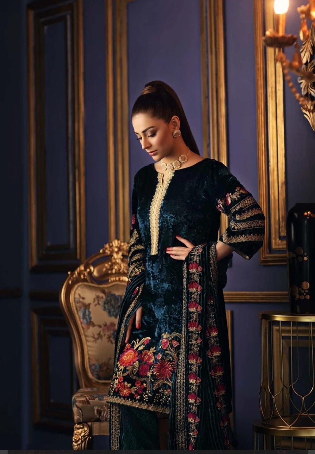 Charizma Signora Velvet Collection/Light Nile VVT-03 - AWWALBOUTIQUE