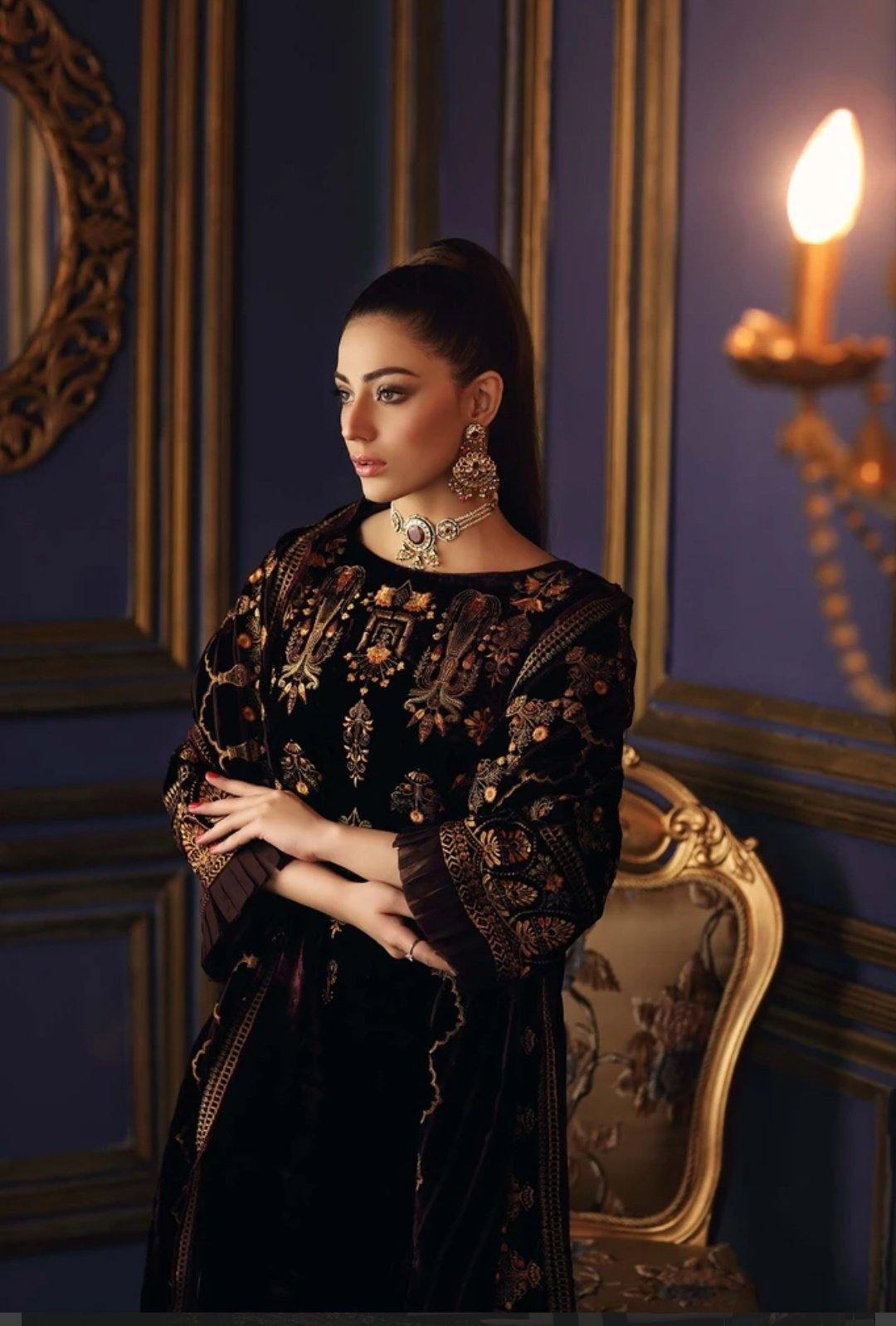 Charizma Signora Velvet Collection/Glinted Night VVT-01 - AWWALBOUTIQUE