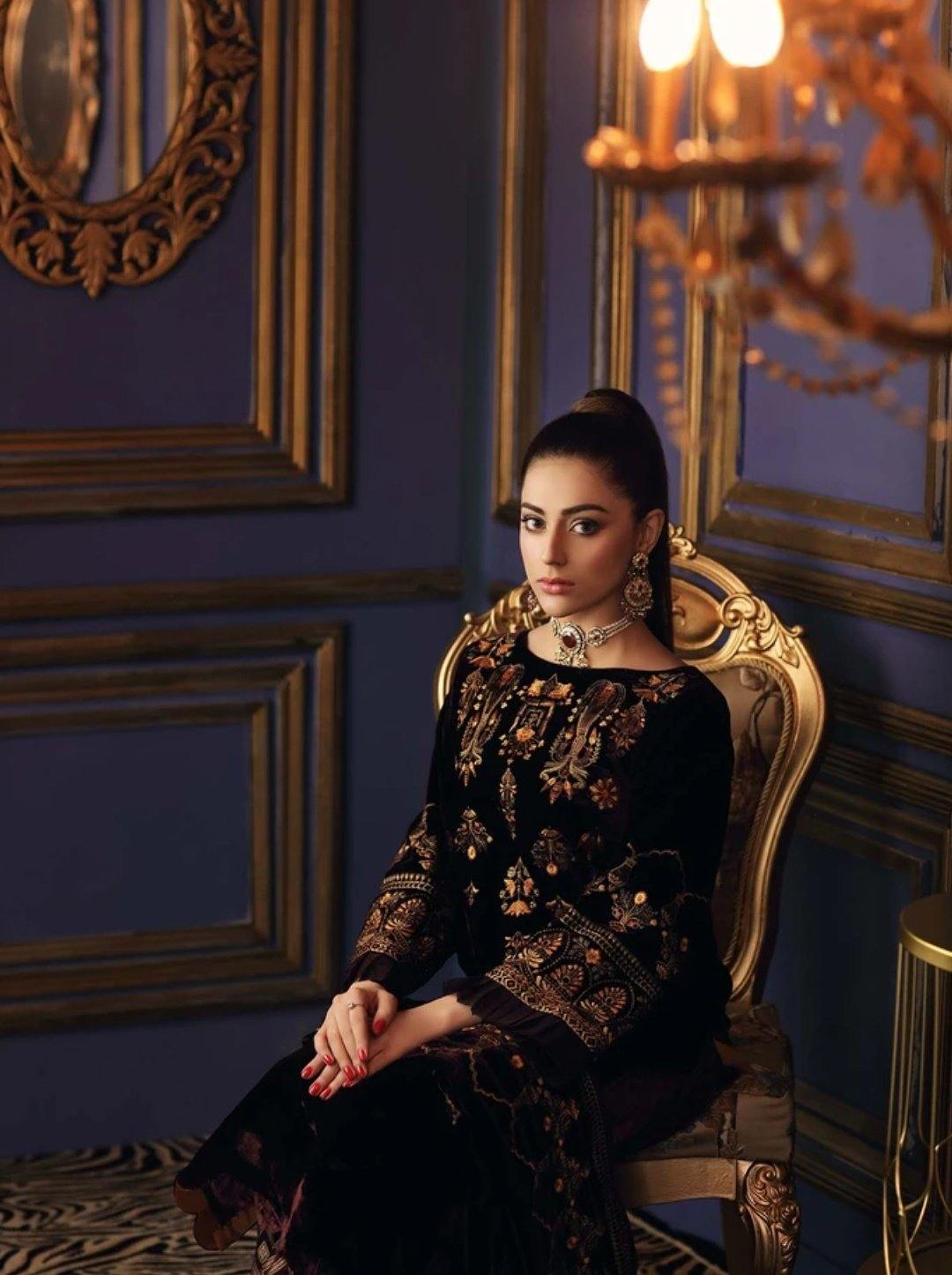 Charizma Signora Velvet Collection/Glinted Night VVT-01 - AWWALBOUTIQUE