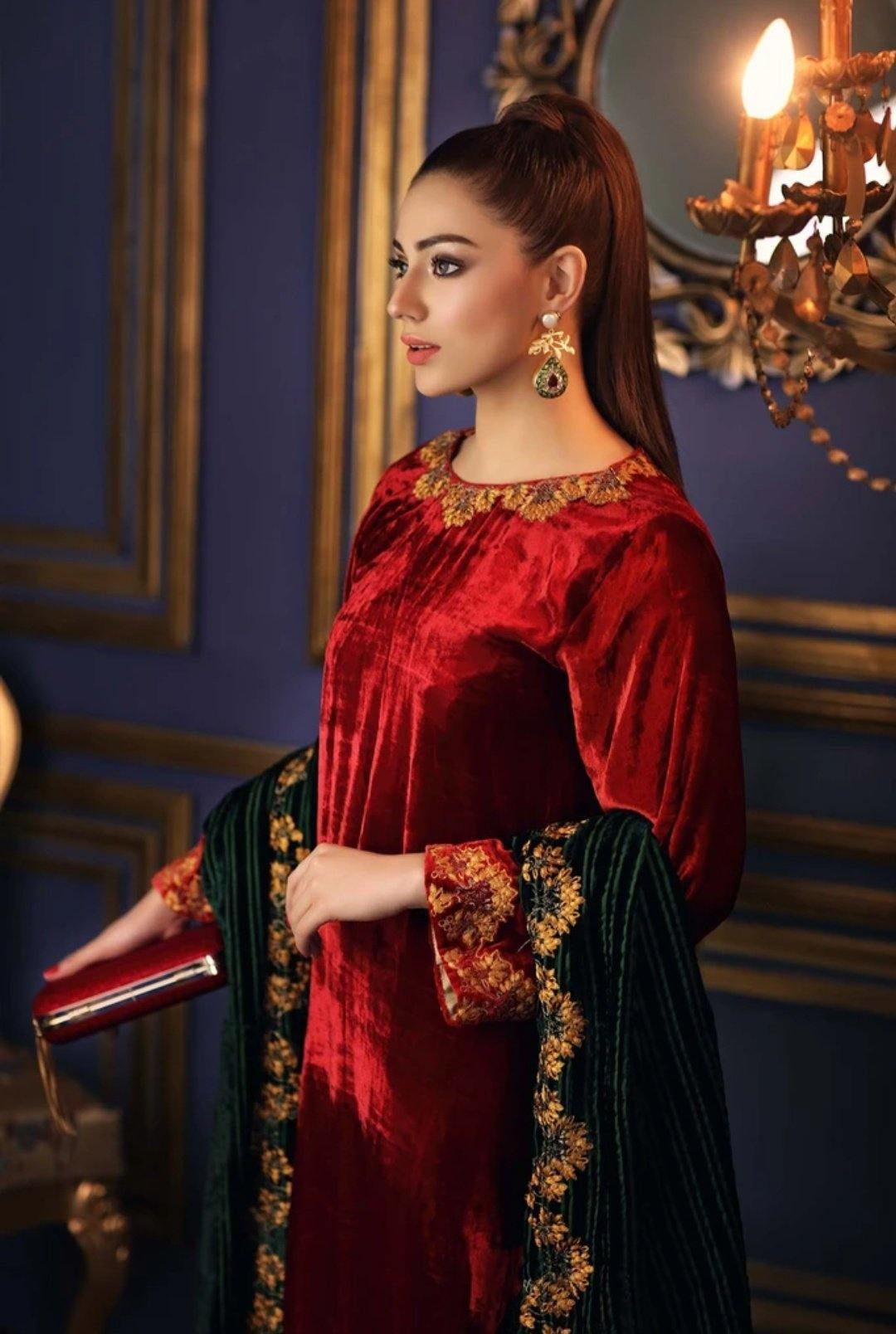 Charizma Signora Velvet Collection/Pioneer Red VVT-02 - AWWALBOUTIQUE