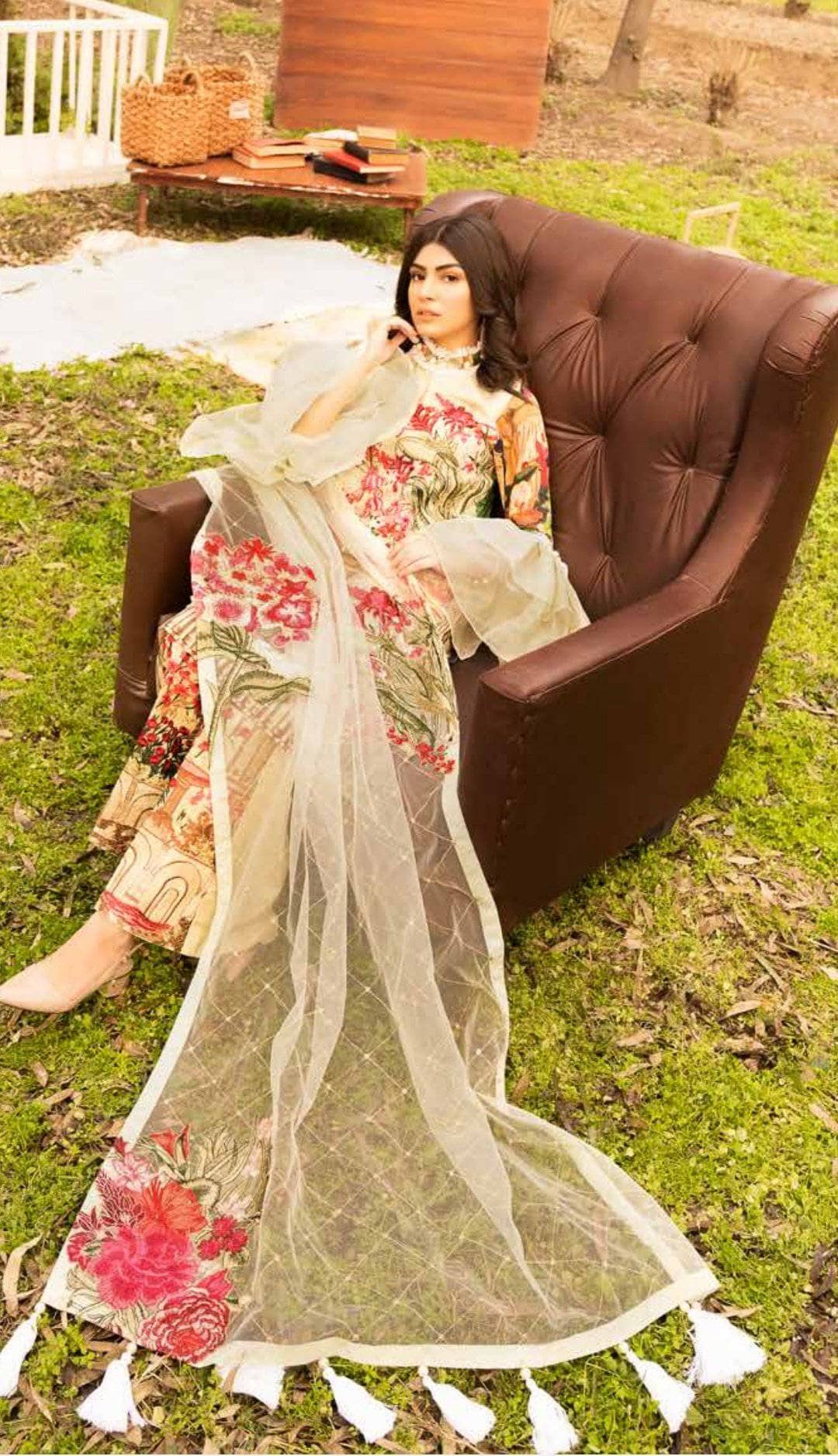 img_adans_libas_summer_attire_lawn_2021_awwal_boutique