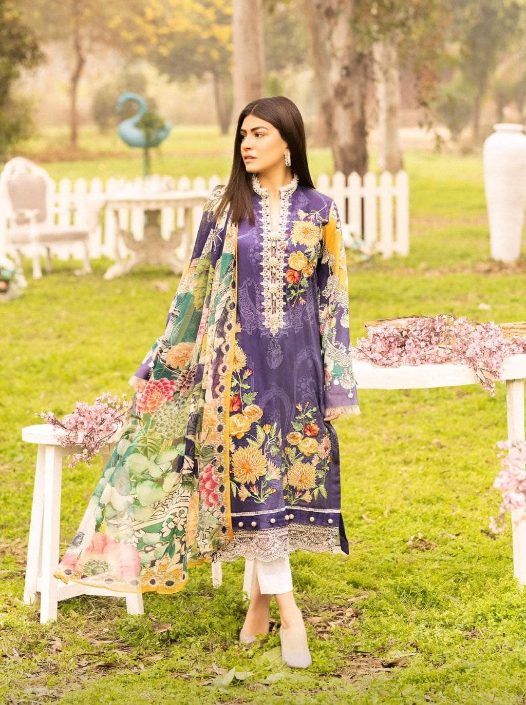 img_adans_libas_summer_attire_lawn_2021_awwal_boutique