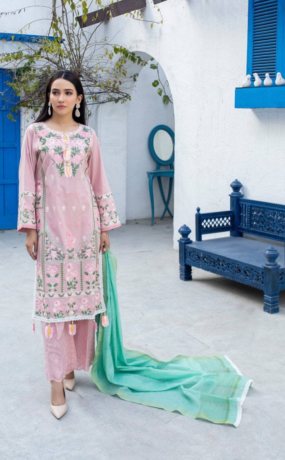 img_kalyan_chikankari_lawn_2021_awwal_boutique