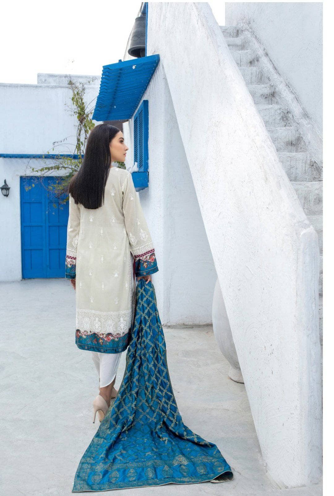 img_kalyan_chikankari_lawn_2021_awwal_boutique