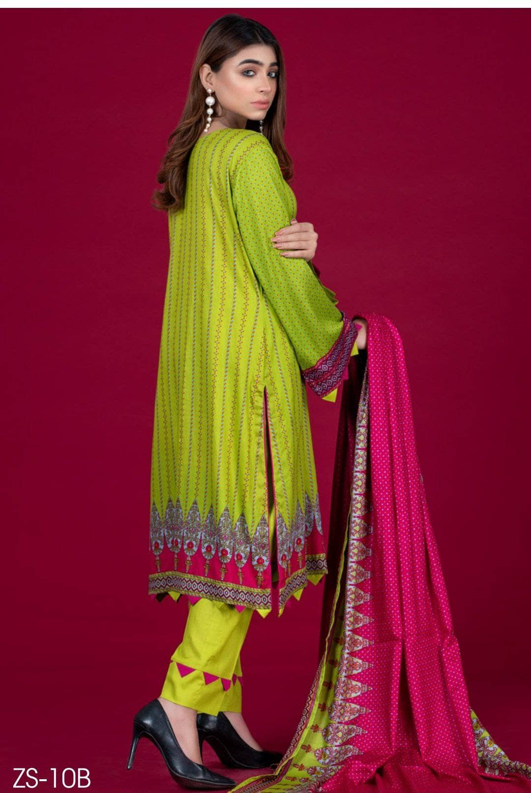 img_rangreza_lawn_by_z_s_textiles_awwal_boutique