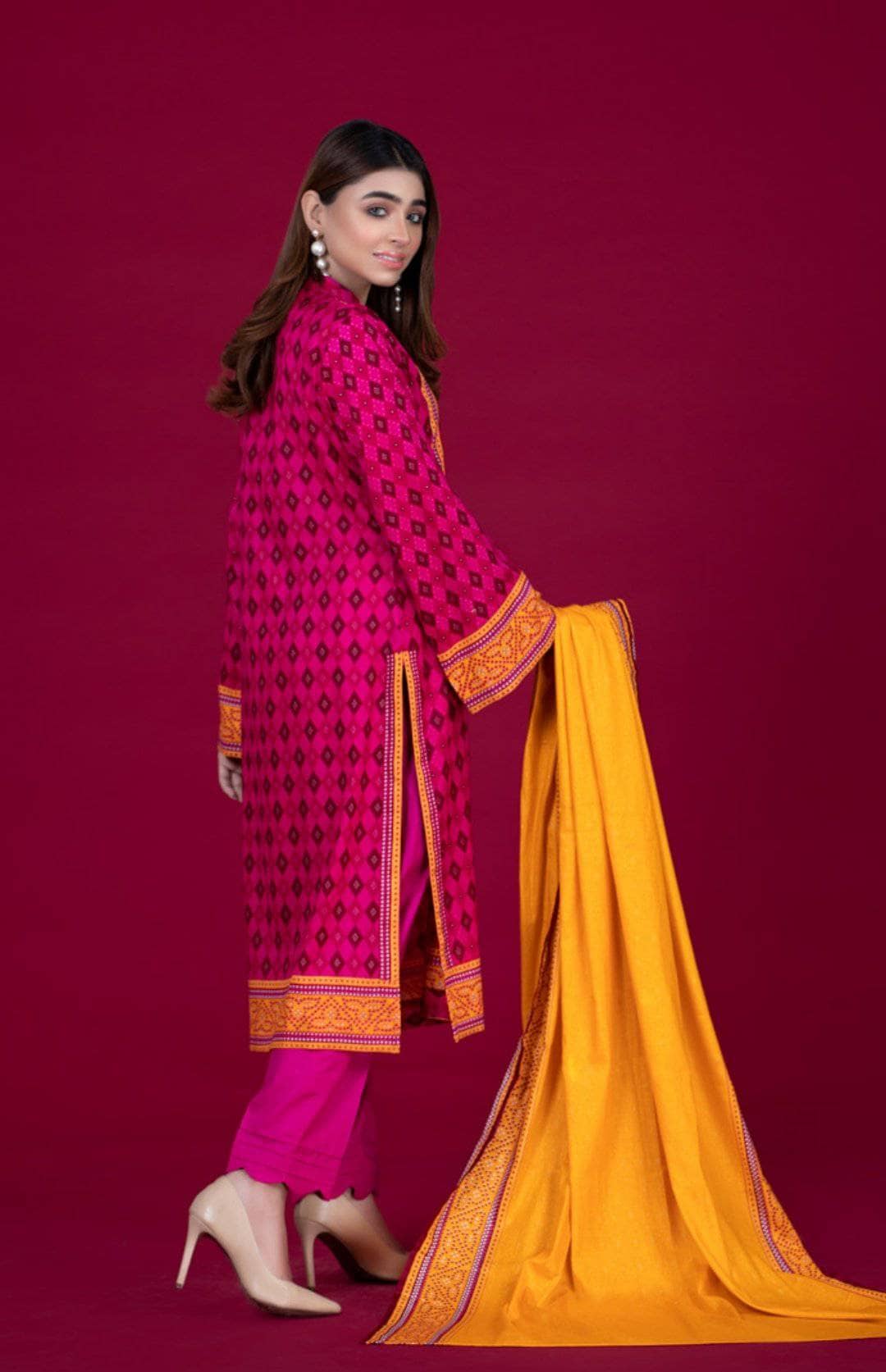 img_rangreza_lawn_by_z_s_textiles_awwal_boutique