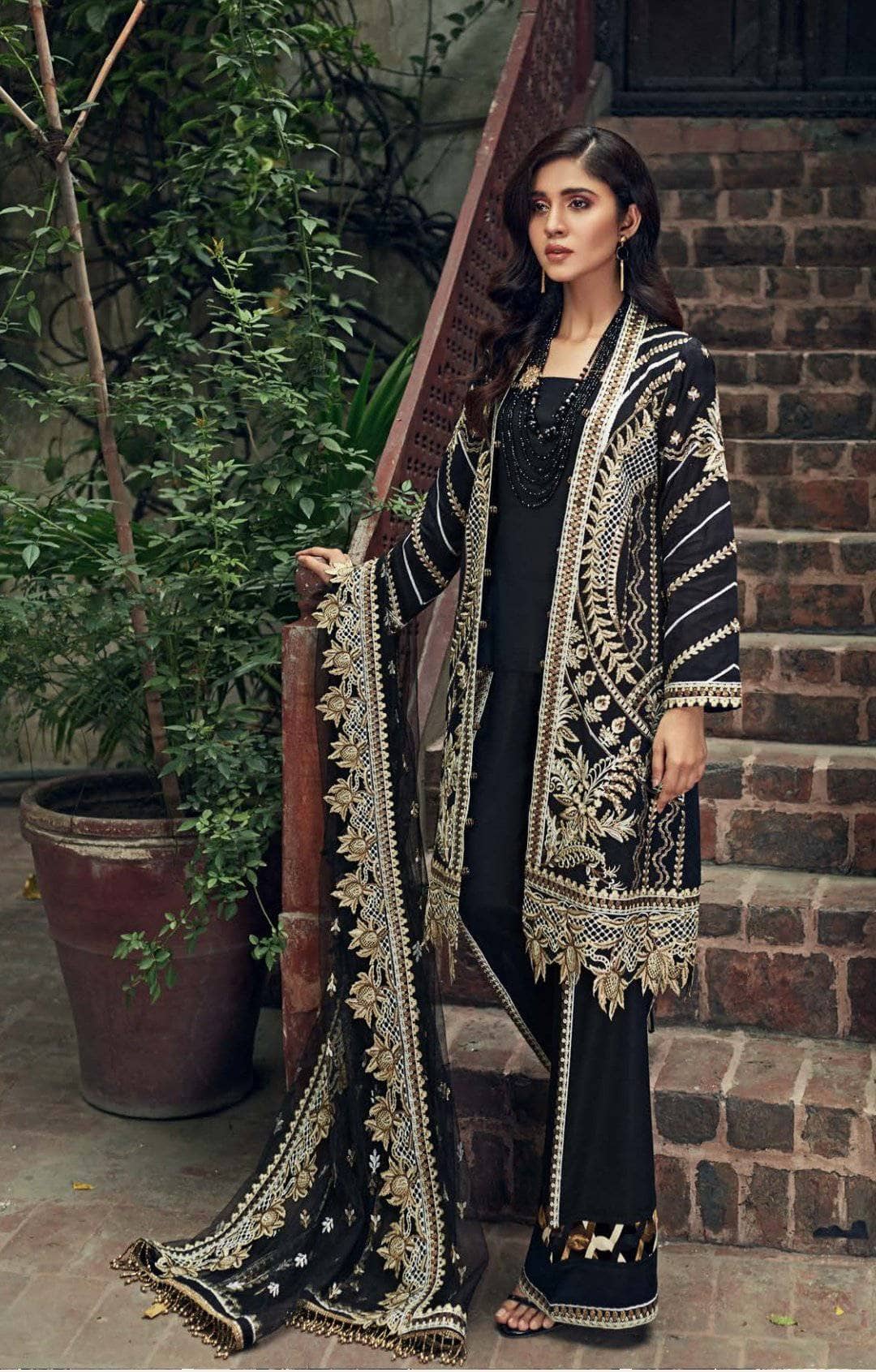img_rungeela_dhagaa_luxury_lawn_awwal_boutique
