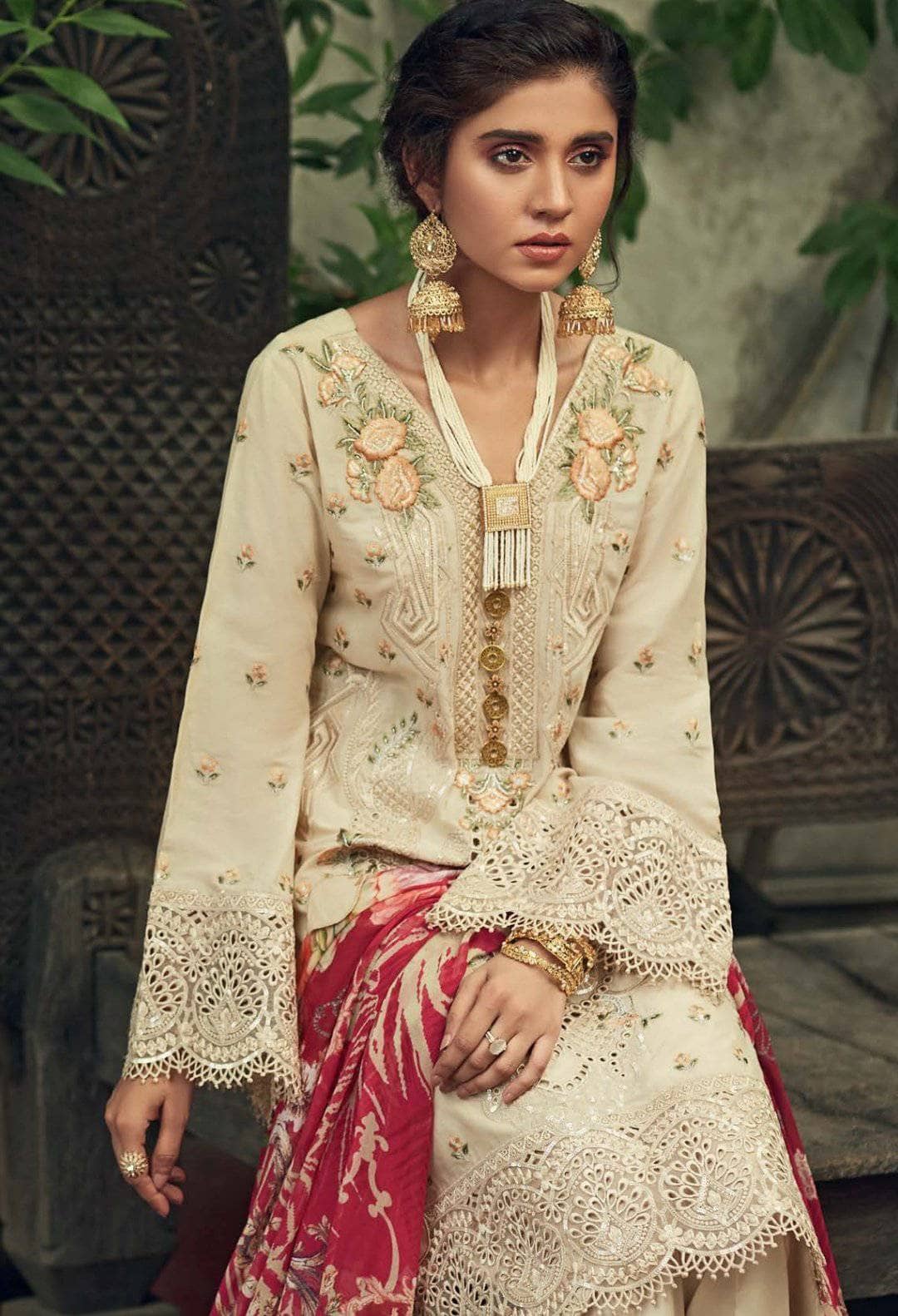 img_rungeela_dhagaa_luxury_lawn_awwal_boutique