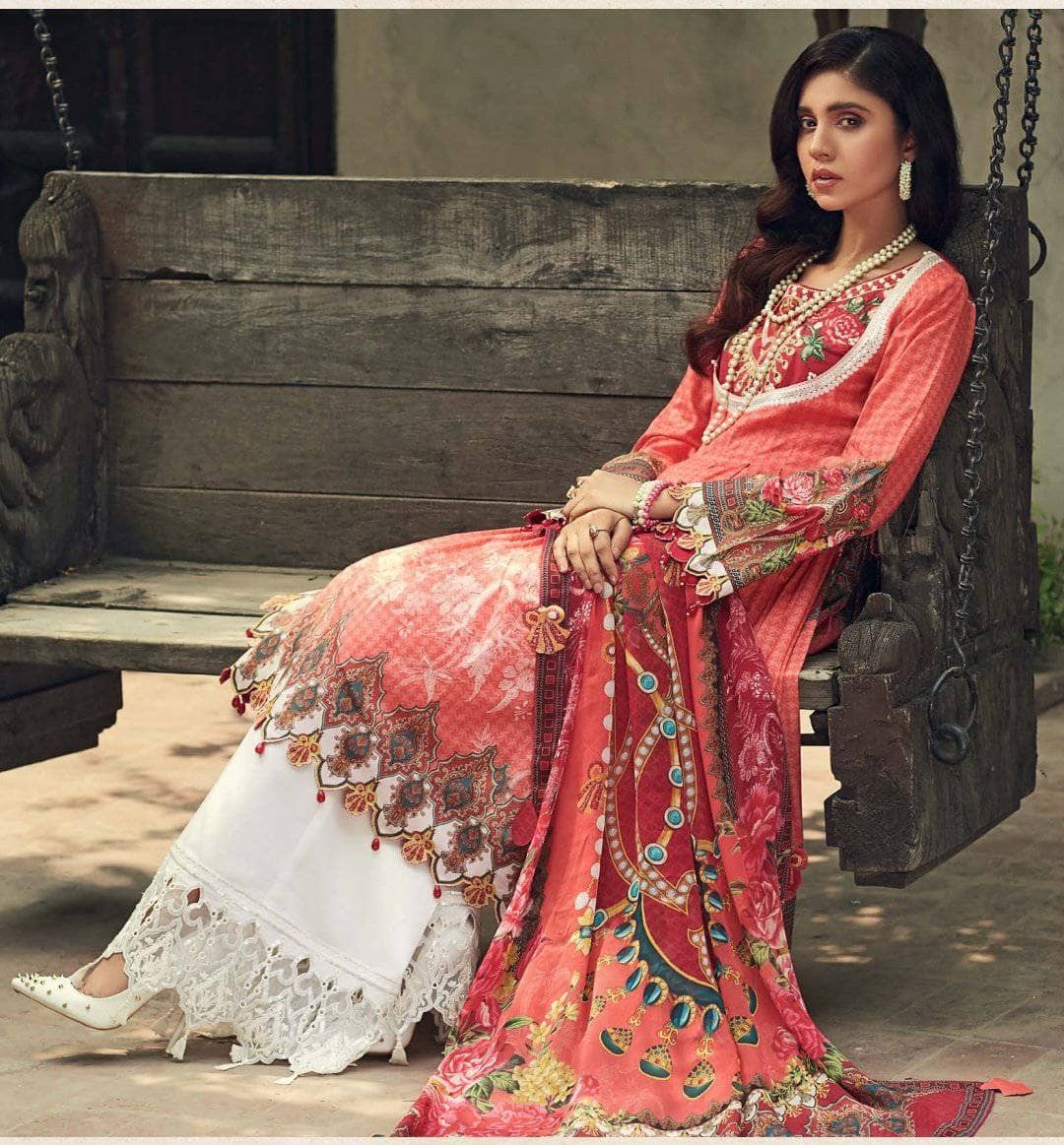 img_rungeela_dhagaa_luxury_lawn_awwal_boutique
