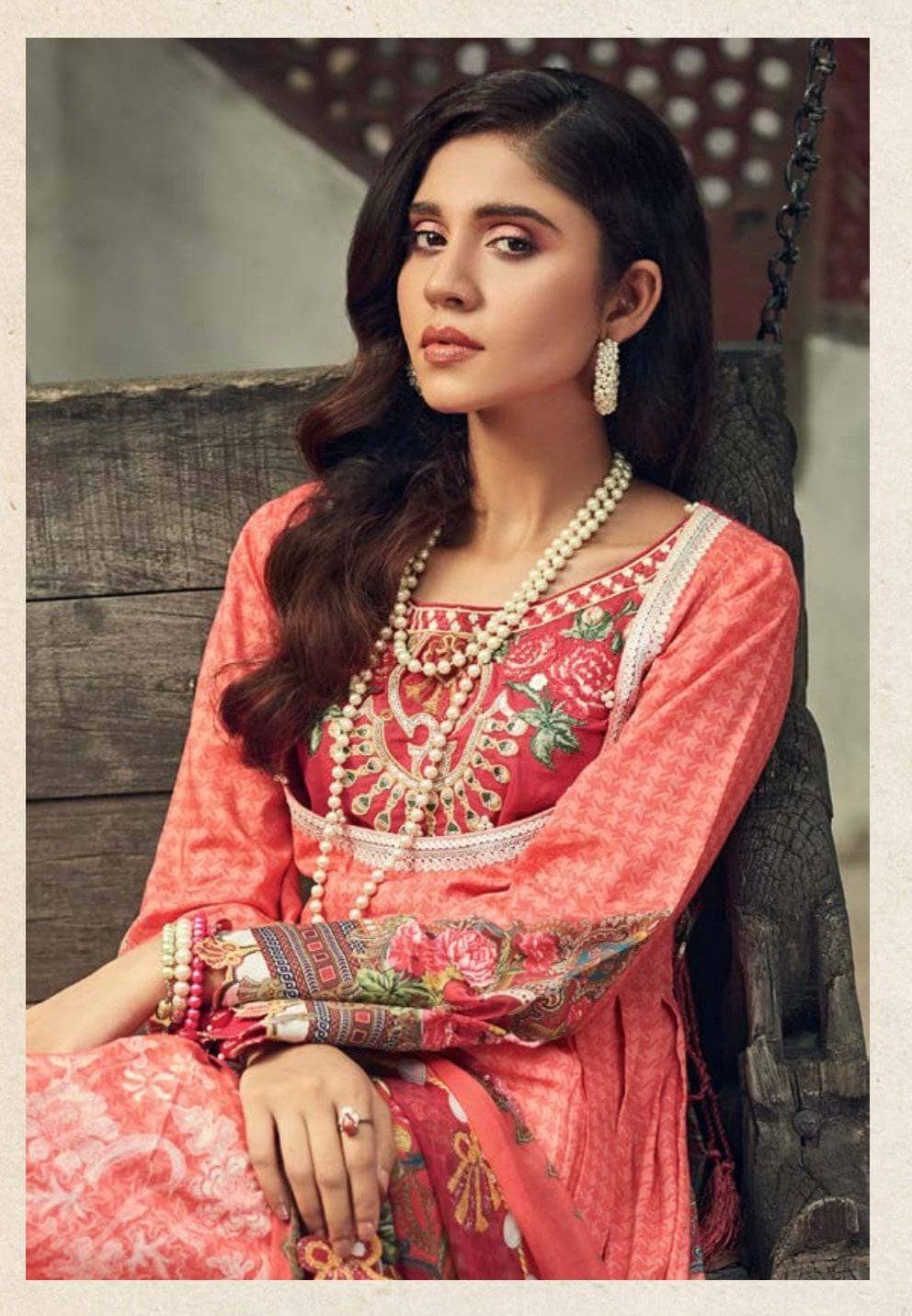 img_rungeela_dhagaa_luxury_lawn_awwal_boutique