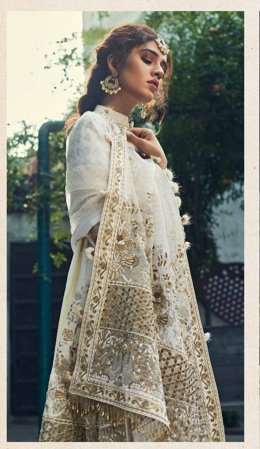 img_rungeela_dhagaa_luxury_lawn_awwal_boutique