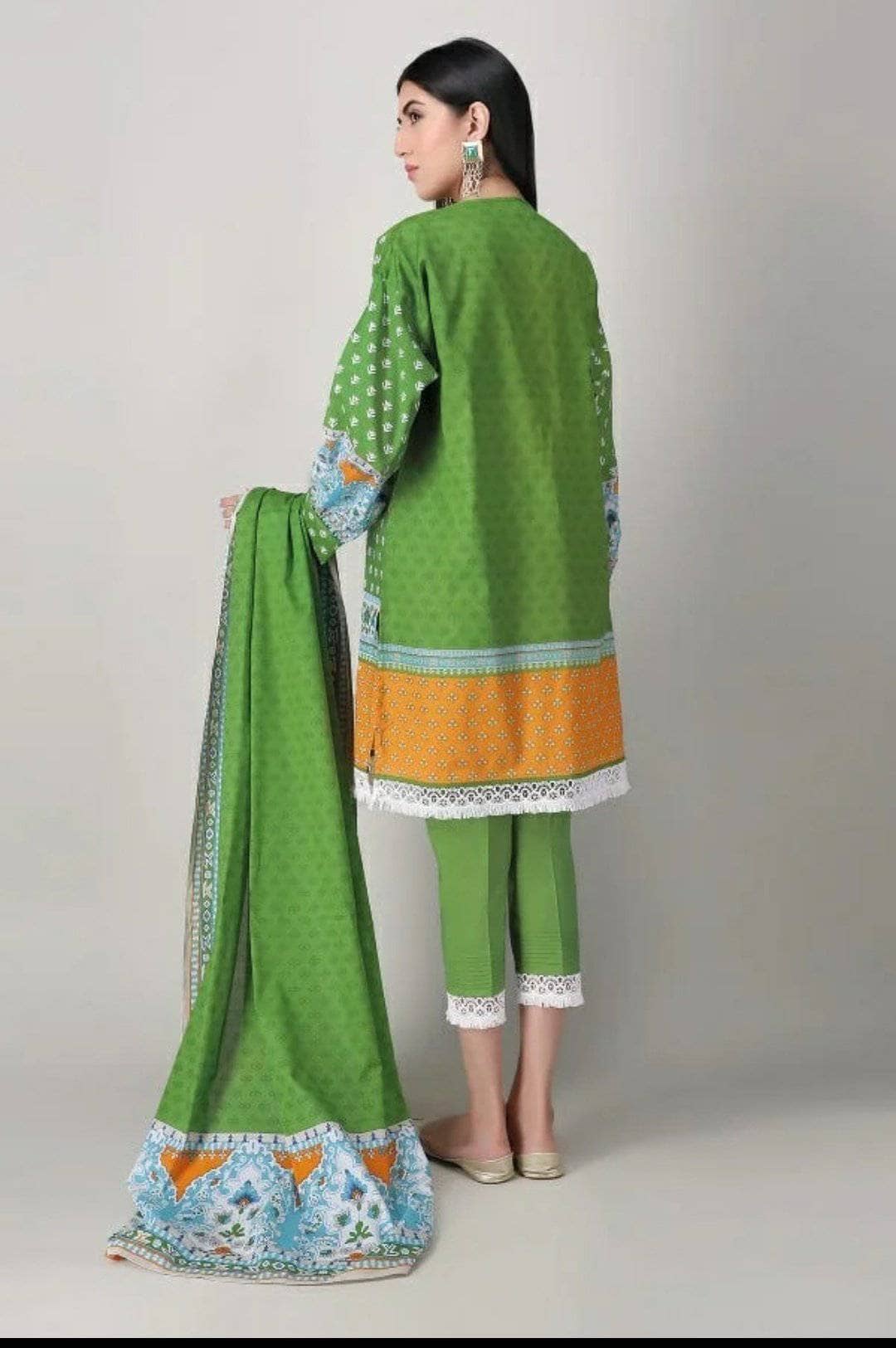 img_khaadi_lawn_2021_awwal_boutique