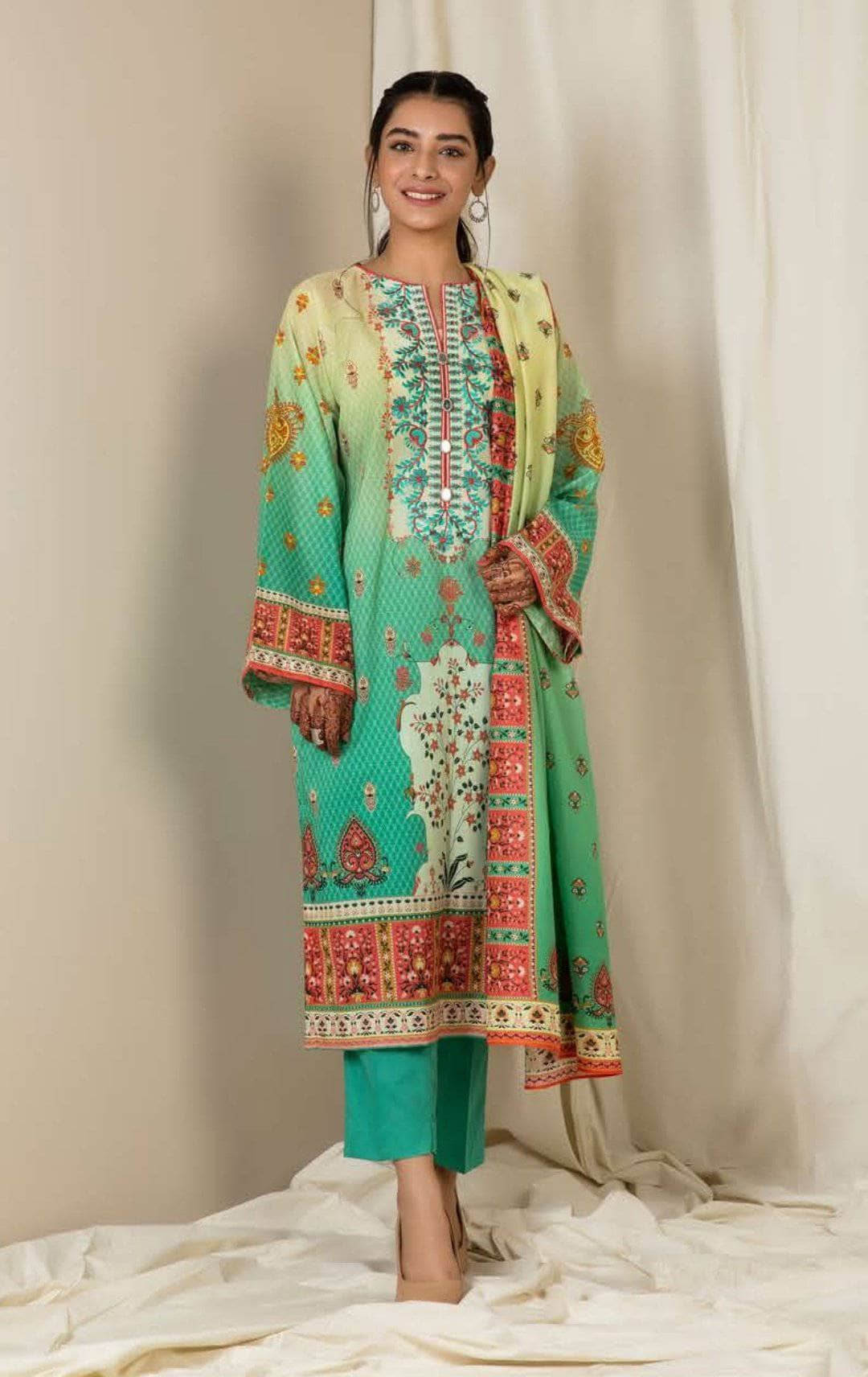 img_zellbury_lawn_2021_awwal_boutique