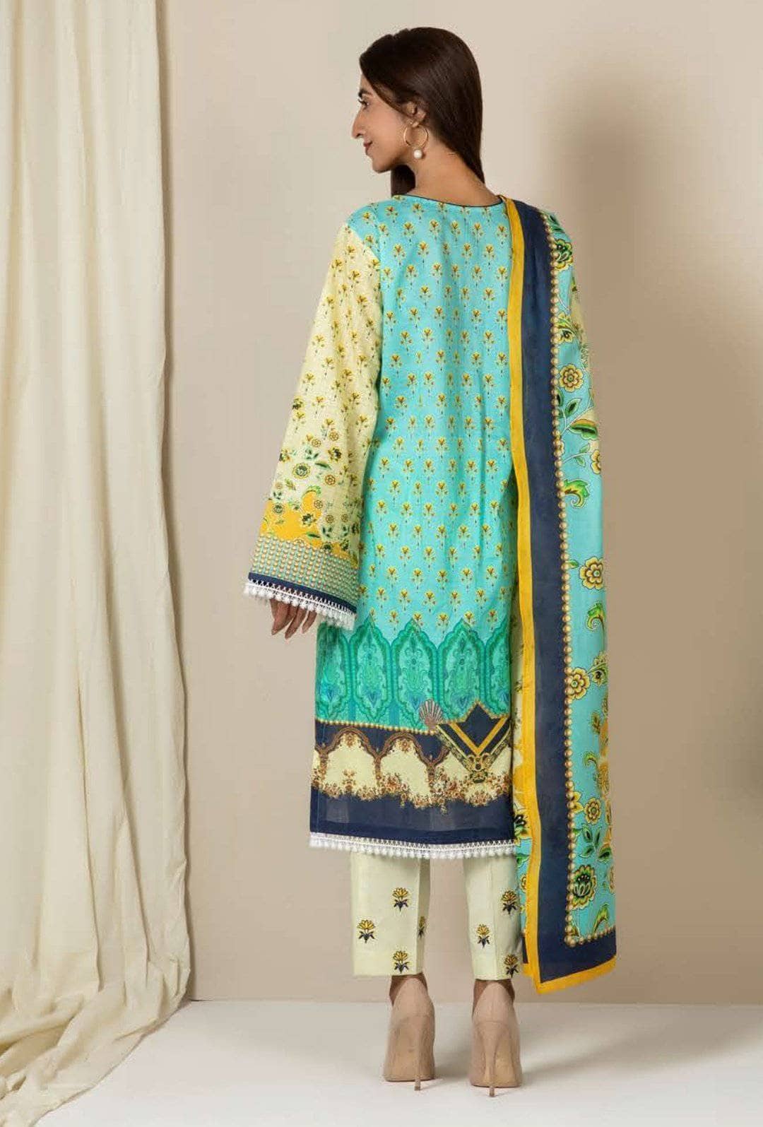 img_zellbury_lawn_2021_awwal_boutique