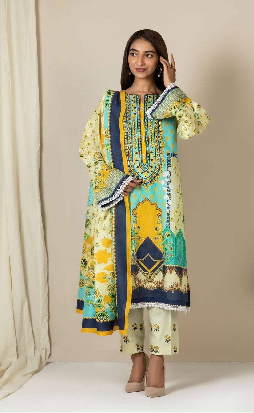 img_zellbury_lawn_2021_awwal_boutique