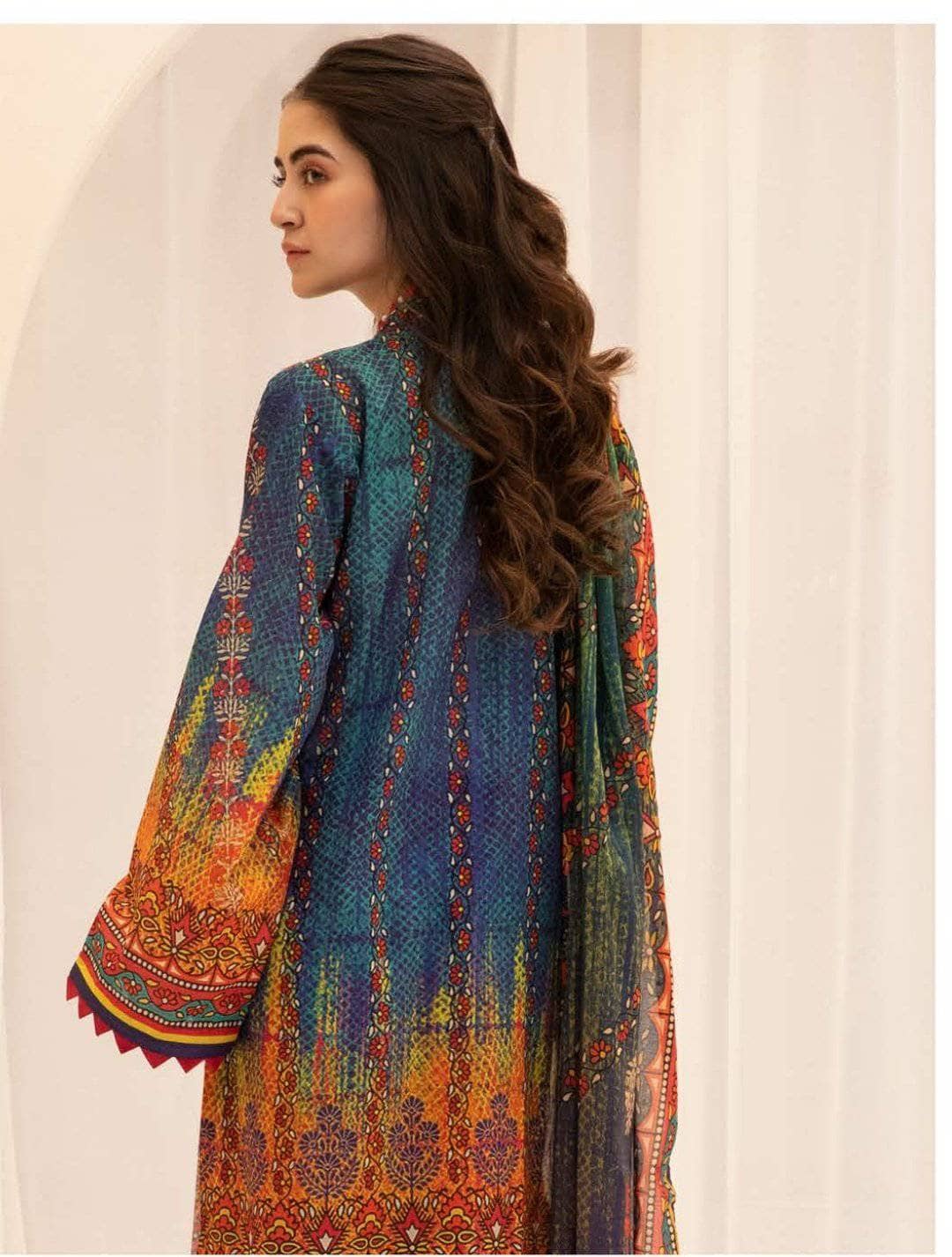 img_zellbury_lawn_2021_awwal_boutique