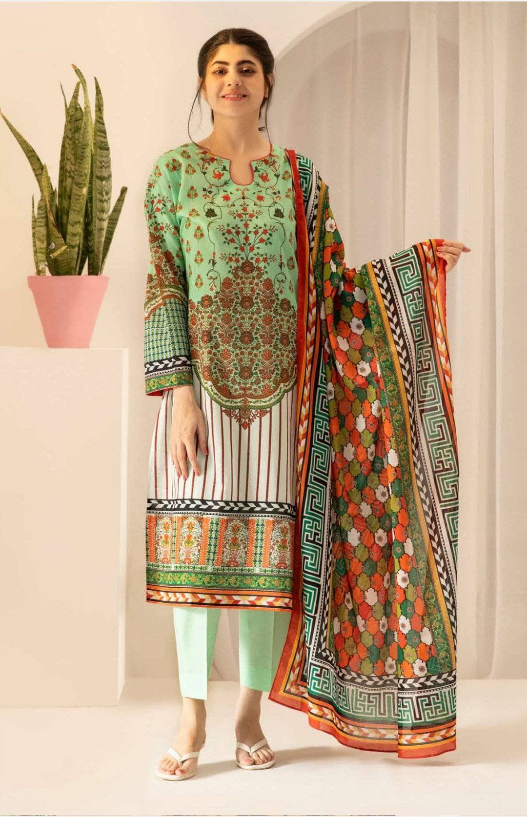 img_zellbury_lawn_2021_awwal_boutique