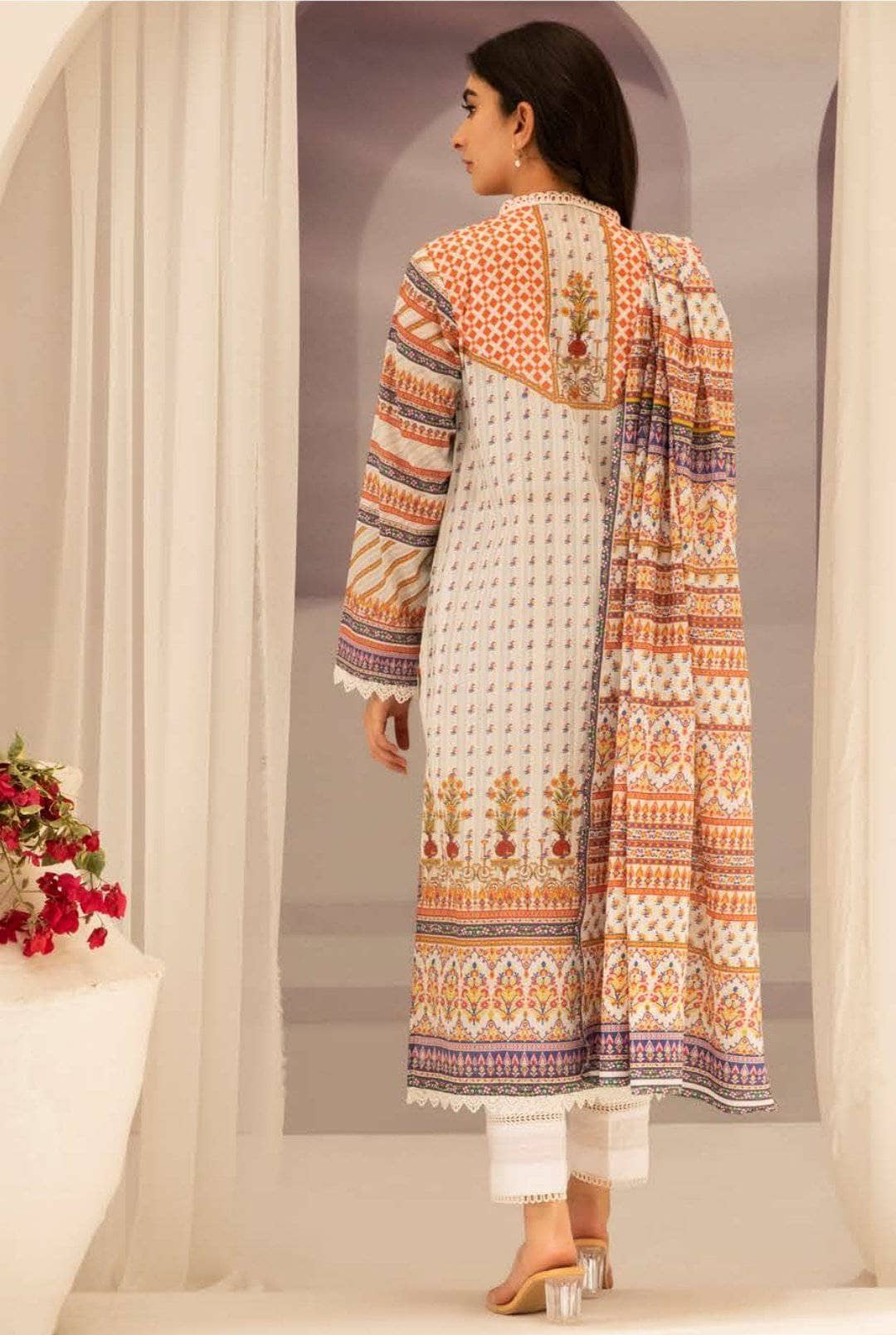 img_zellbury_lawn_2021_awwal_boutique