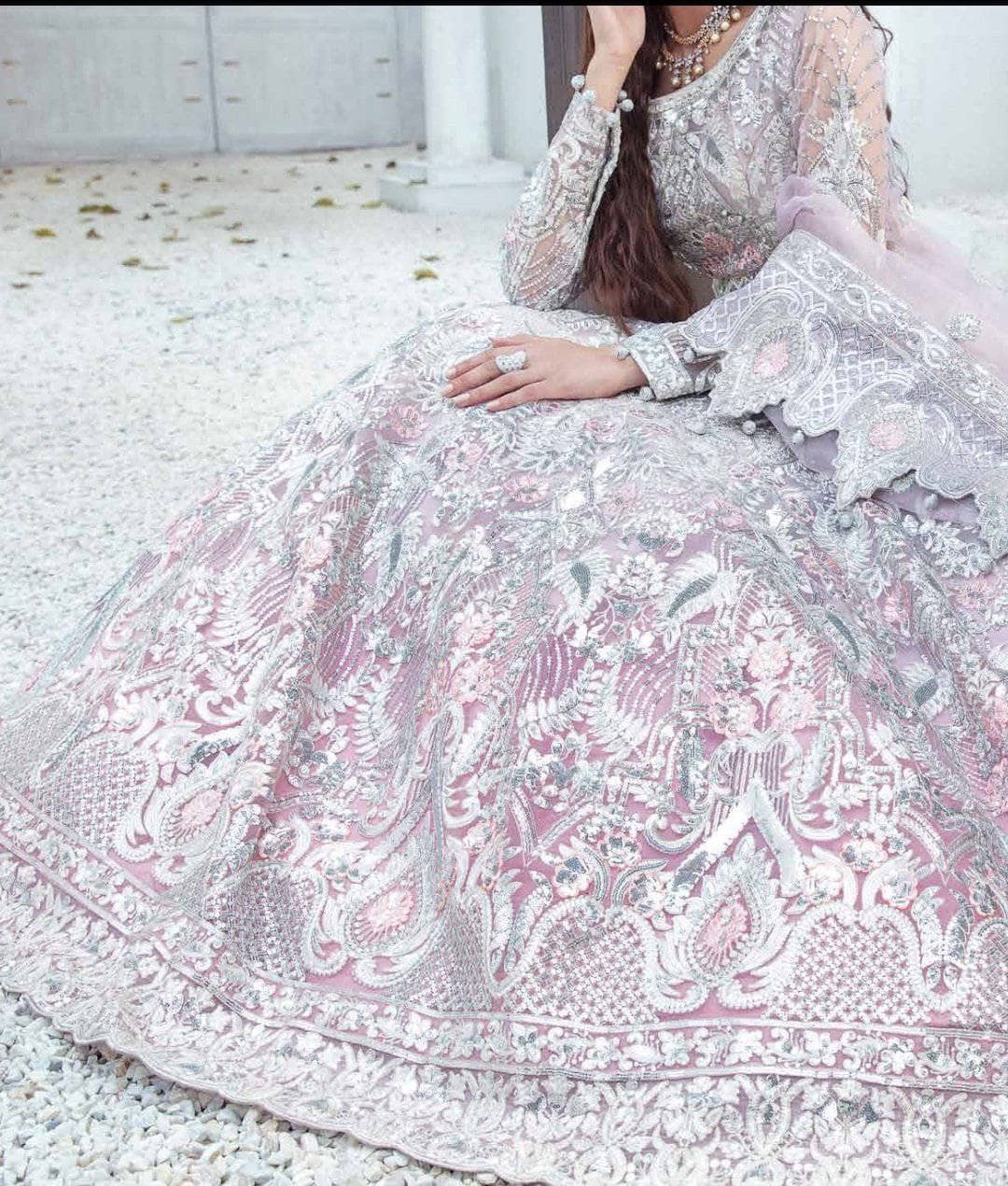 img_maryum_n_maria_freesia_wedding_edition_awwal_boutique