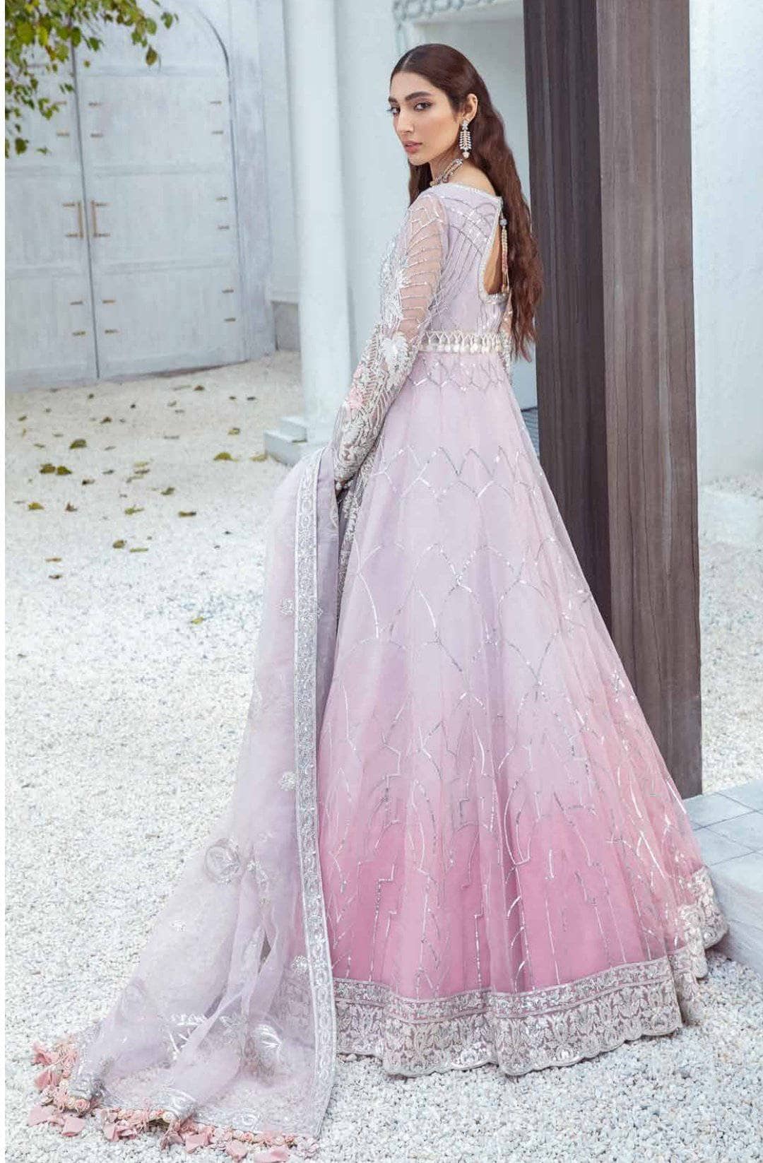 img_maryum_n_maria_freesia_wedding_edition_awwal_boutique