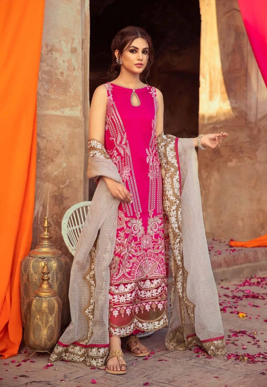 img_charizma_signature_lawn_2021_awwal_boutique