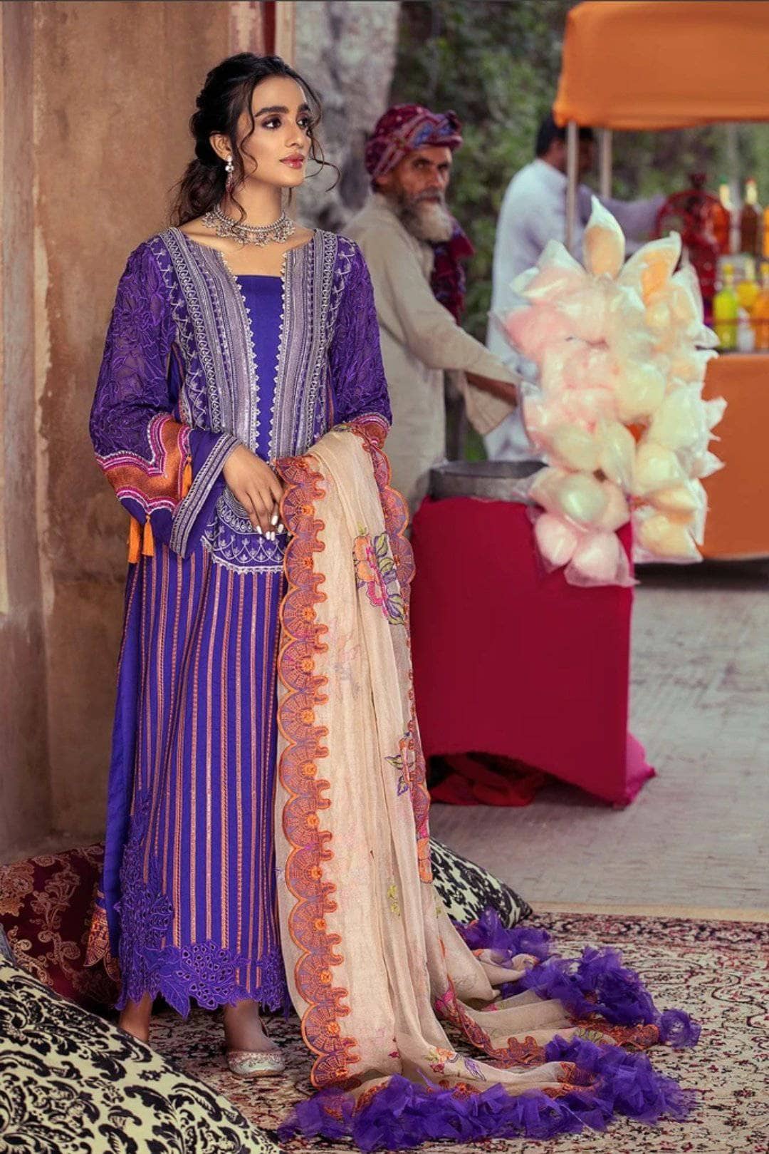 img_charizma_signature_lawn_2021_awwal_boutique