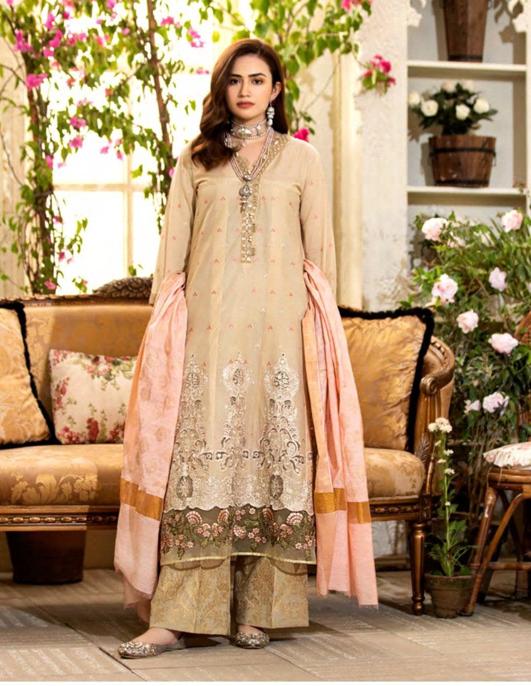 img_manara_lawn_2021_awwal_boutique