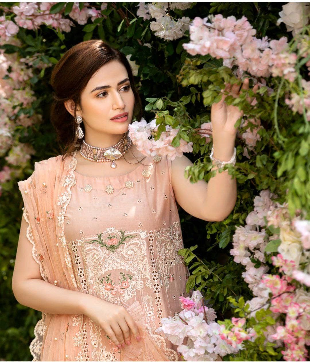 img_manara_lawn_2021_awwal_boutique