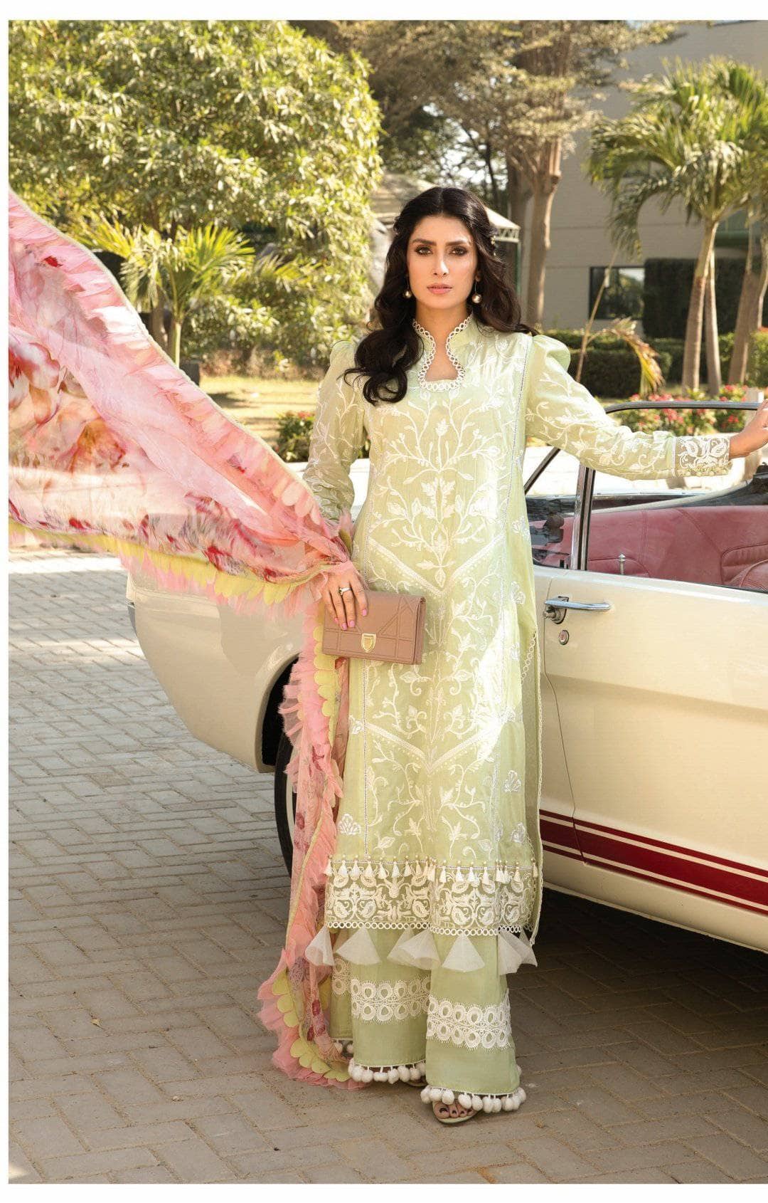 img_zoha_lawn_2021_by_ansab_jahangir_awwal_boutique