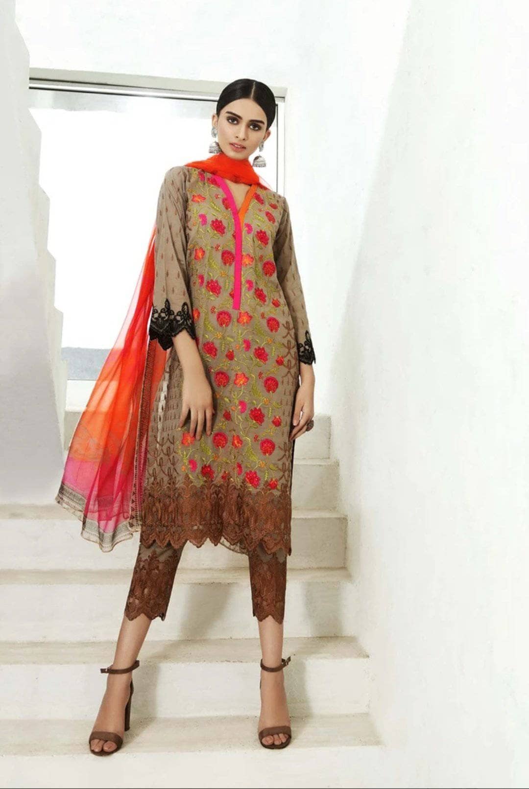 img_charizma_swiss_miss_swiss_voil_awwal_boutiqie