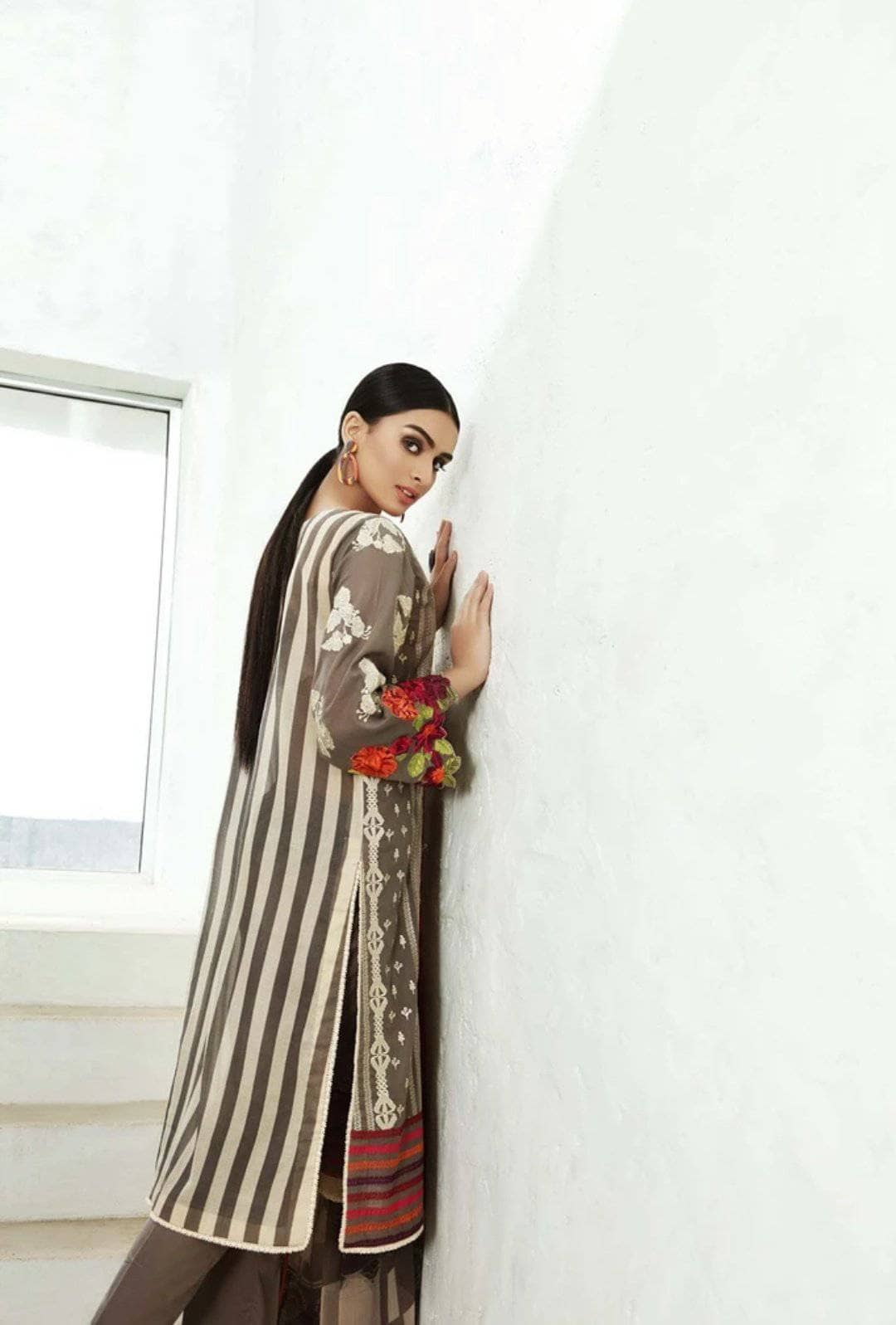 img_charizma_swiss_miss_swiss_voil_awwal_boutiqie