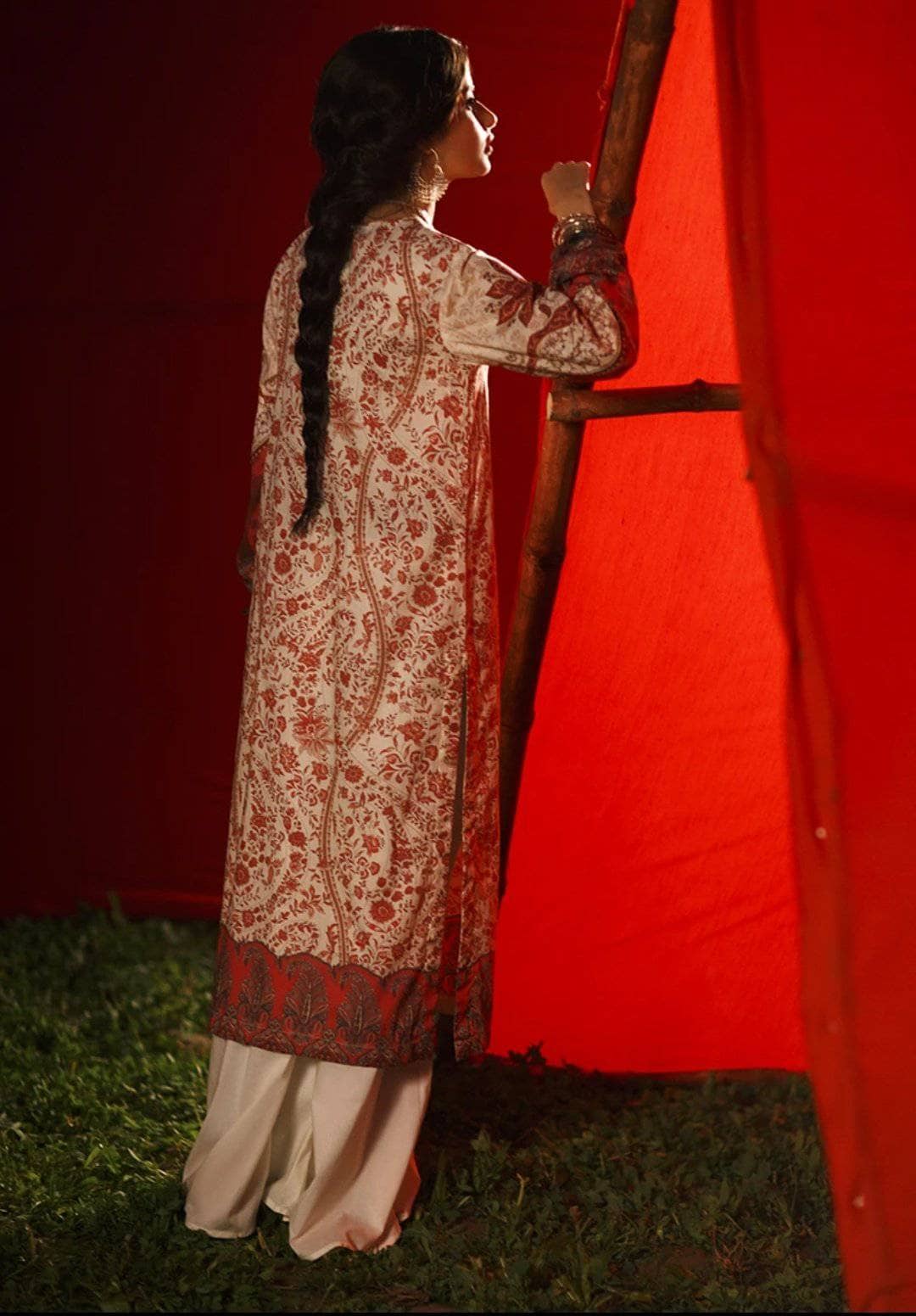 img_cross_stitch_lawn_2021_awwal_boutique