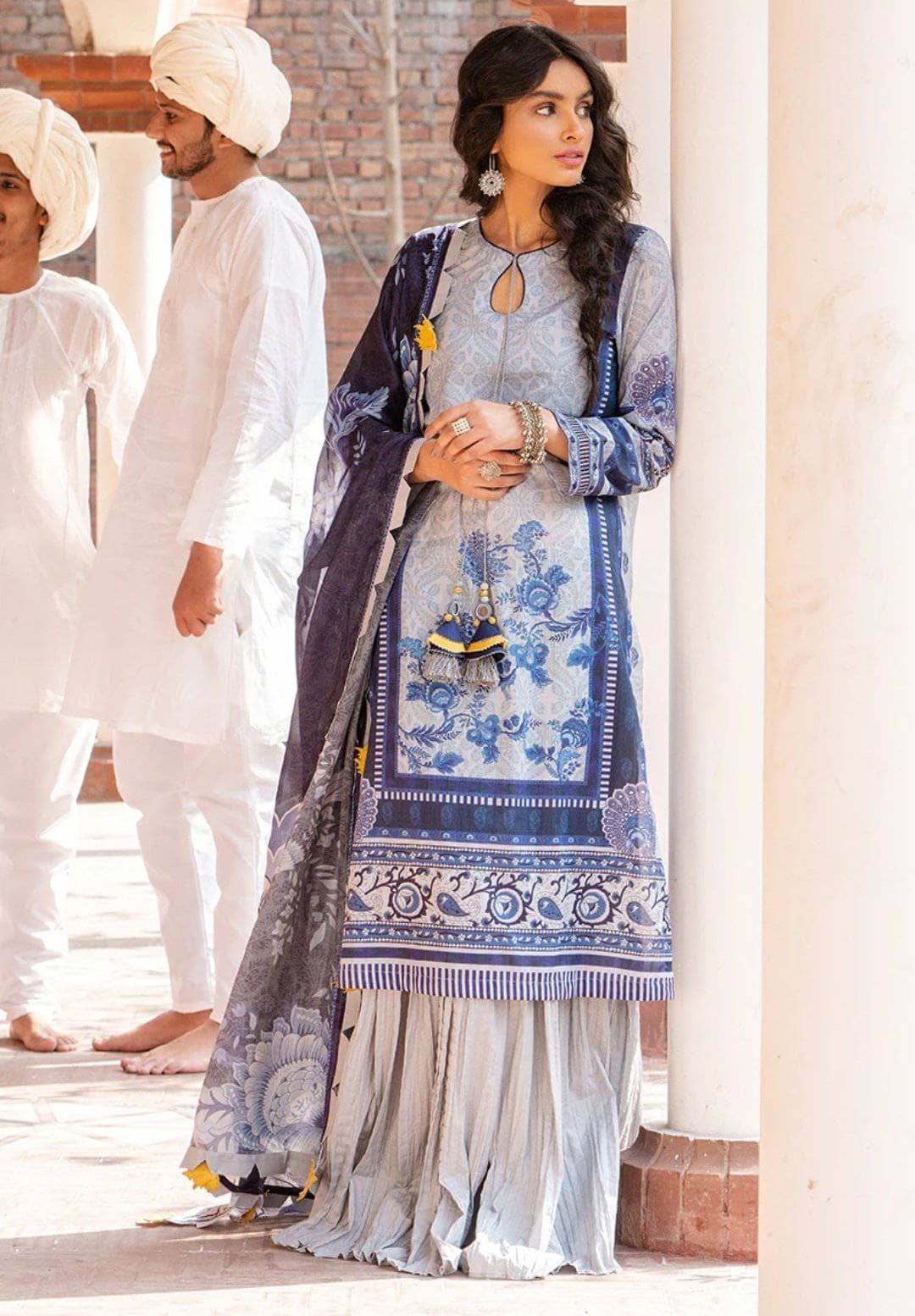 img_cross_stitch_lawn_2021_awwal_boutique