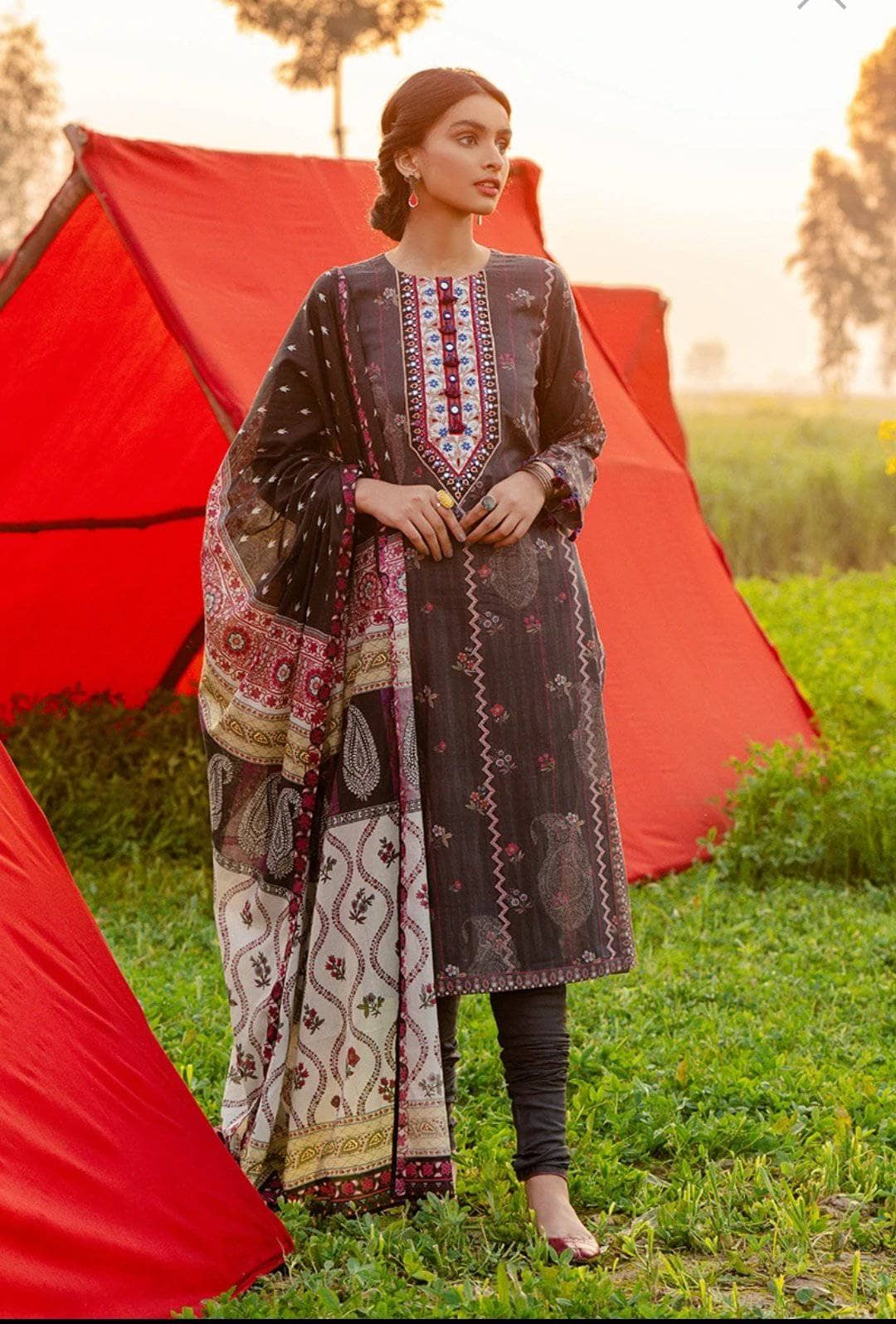 img_cross_stitch_lawn_2021_awwal_boutique