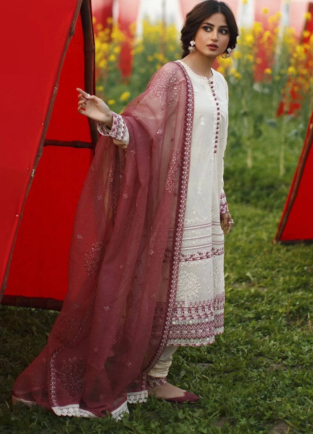 img_cross_stitch_lawn_2021_awwal_boutique