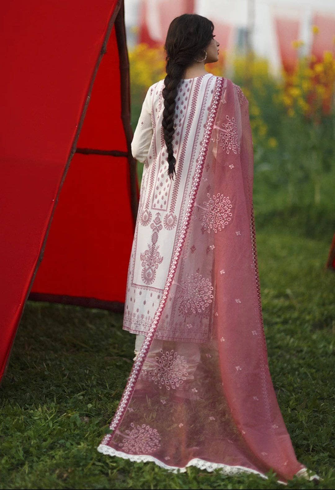 img_cross_stitch_lawn_2021_awwal_boutique