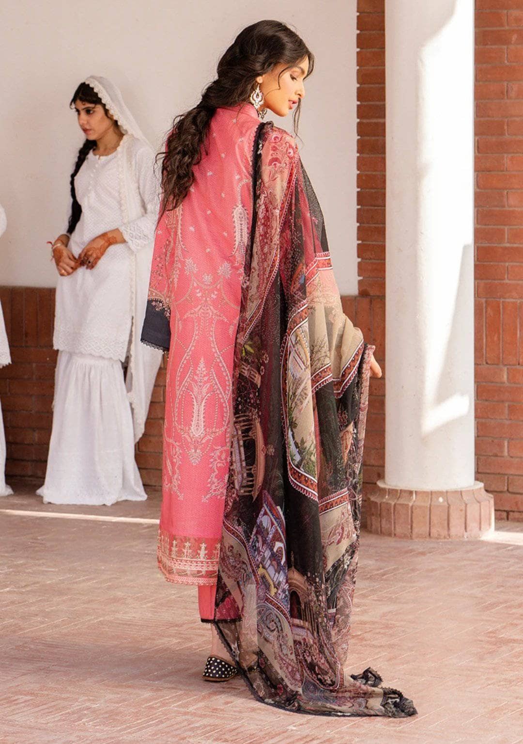 img_cross_stitch_lawn_2021_awwal_boutique