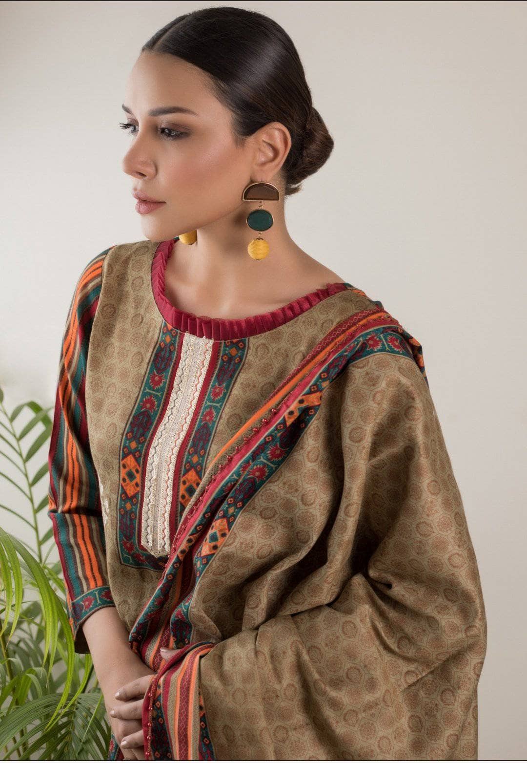 img_sahil_embroidered_lawn_2021_awwal_boutique