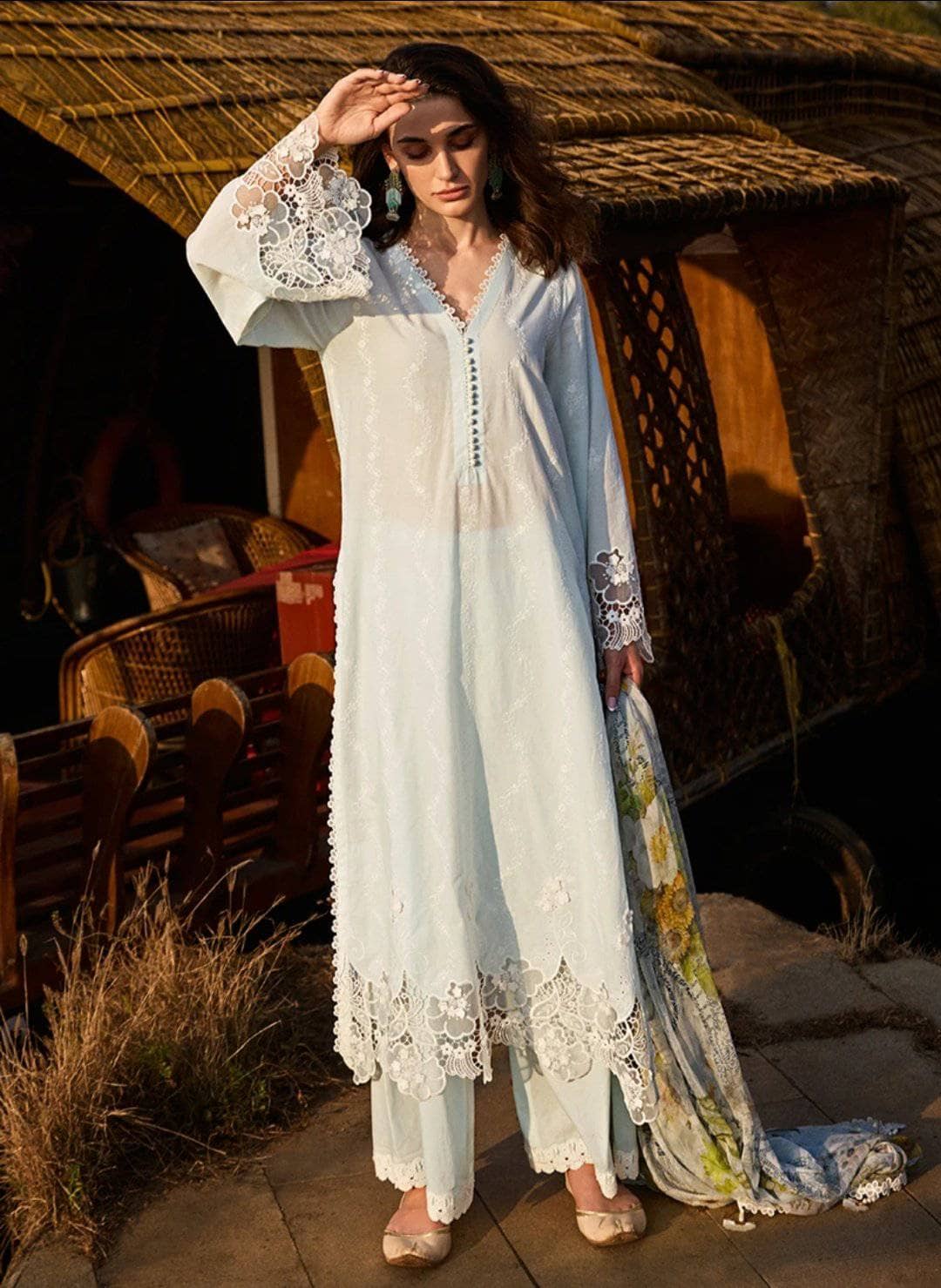 img_image_lawnkari_lawn_2021_awwal_boitique