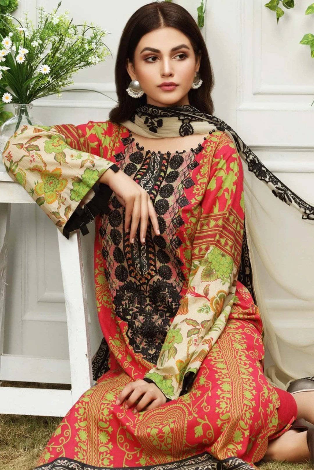 img_charizma_aniiq_lawn_2021_awwal_boutique