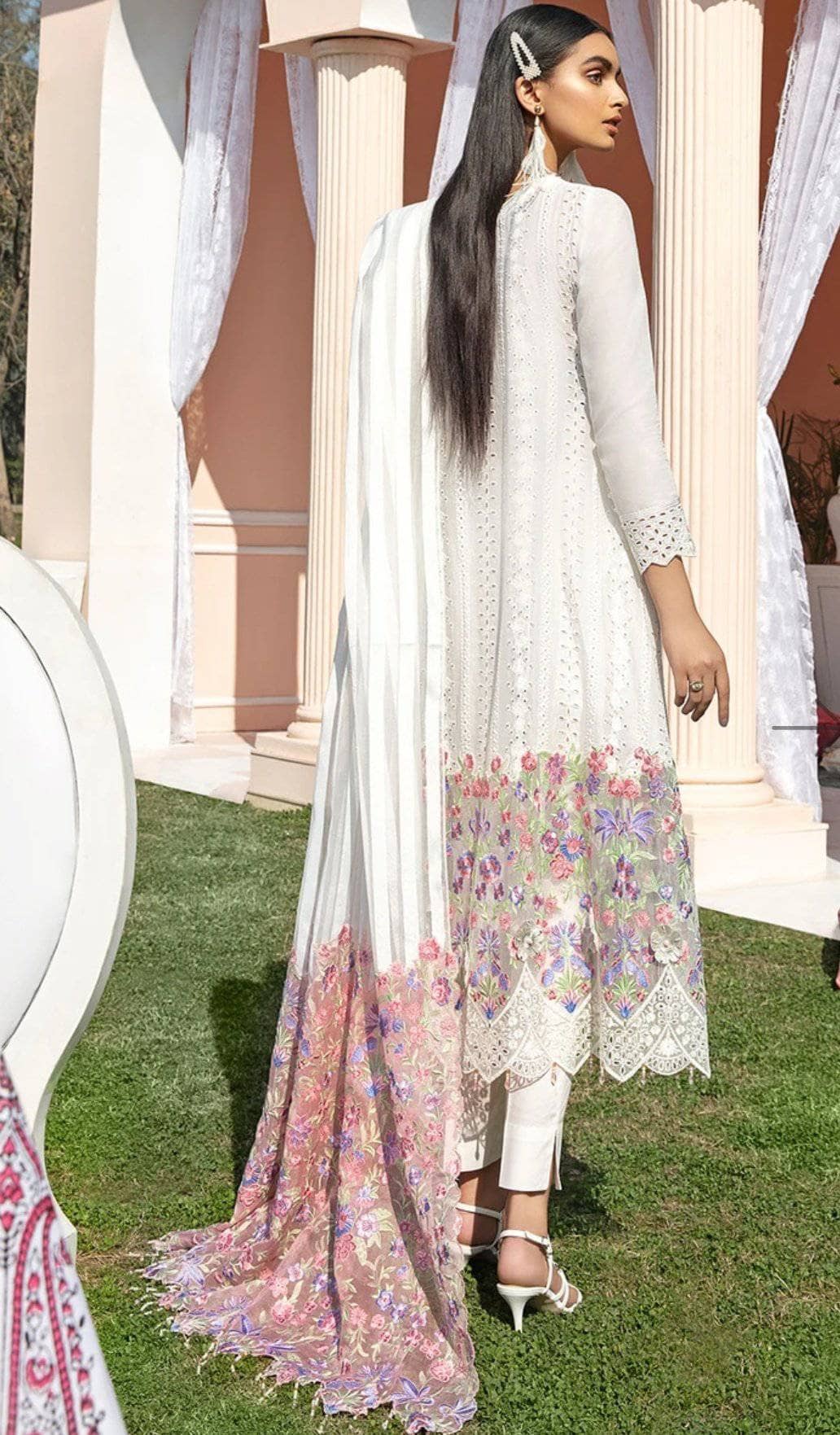 Nureh Luxury Lawn 2021/White Crimson NE-01