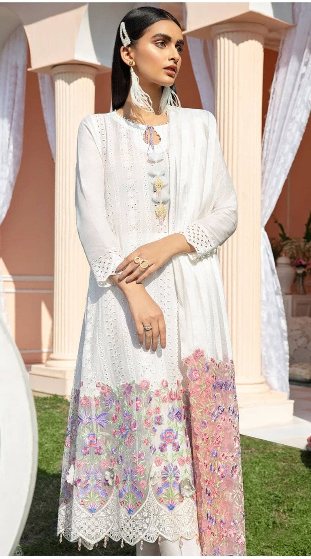 Nureh Luxury Lawn 2021/White Crimson NE-01