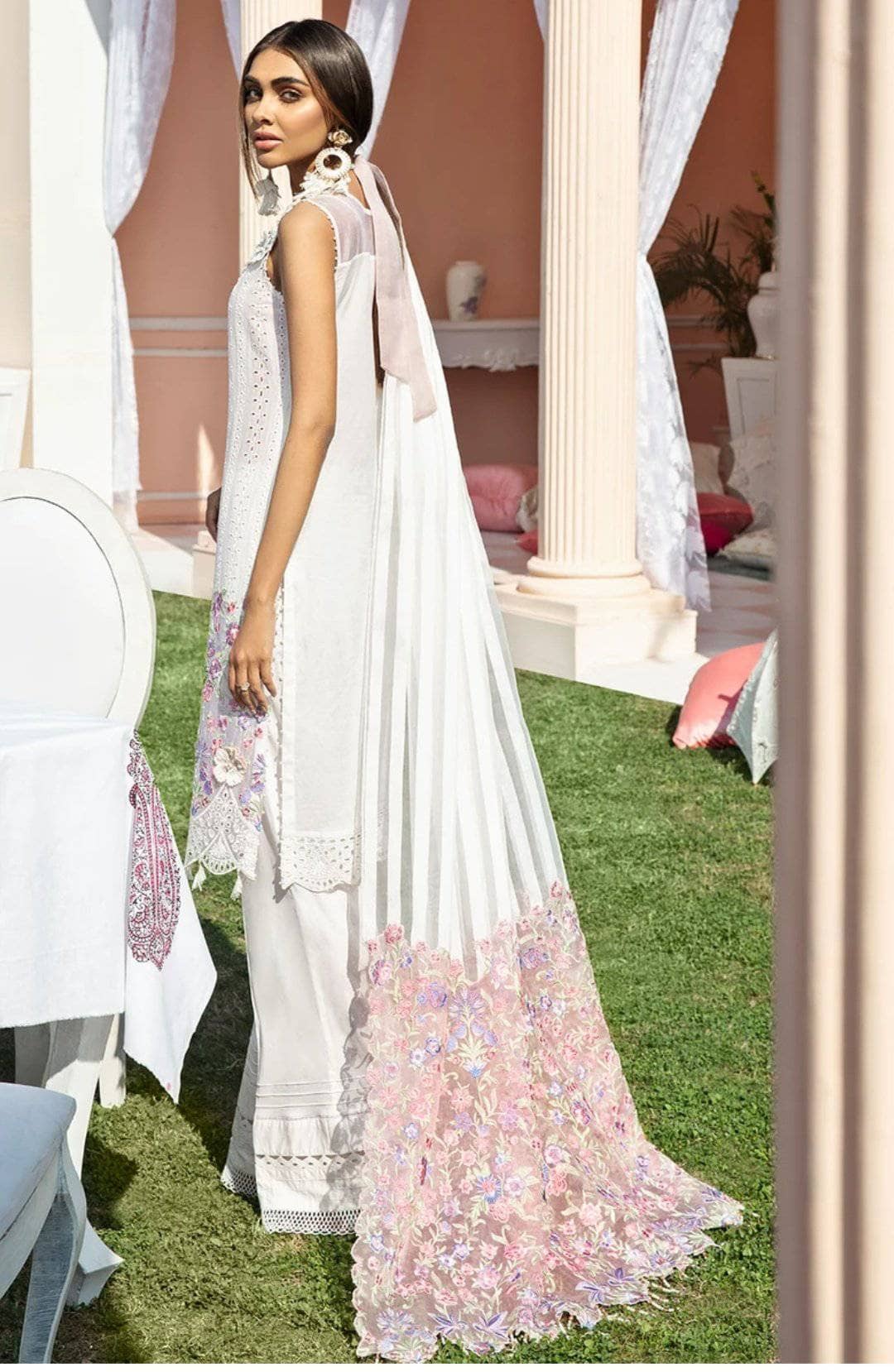 Nureh Luxury Lawn 2021/White Crimson NE-01